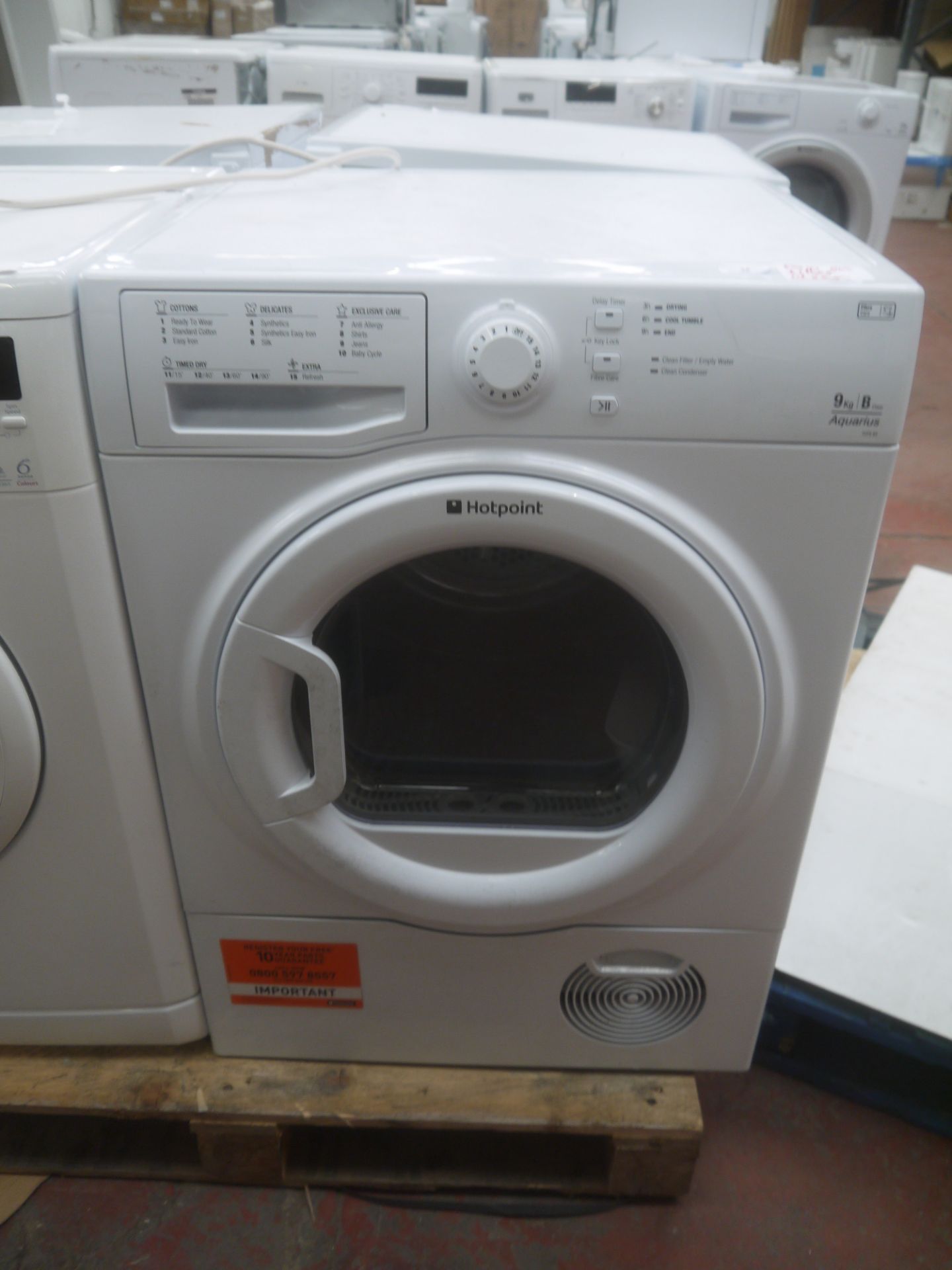 Hotpoint condenser dryer, 9kg, powers on but needs filter cleaning.