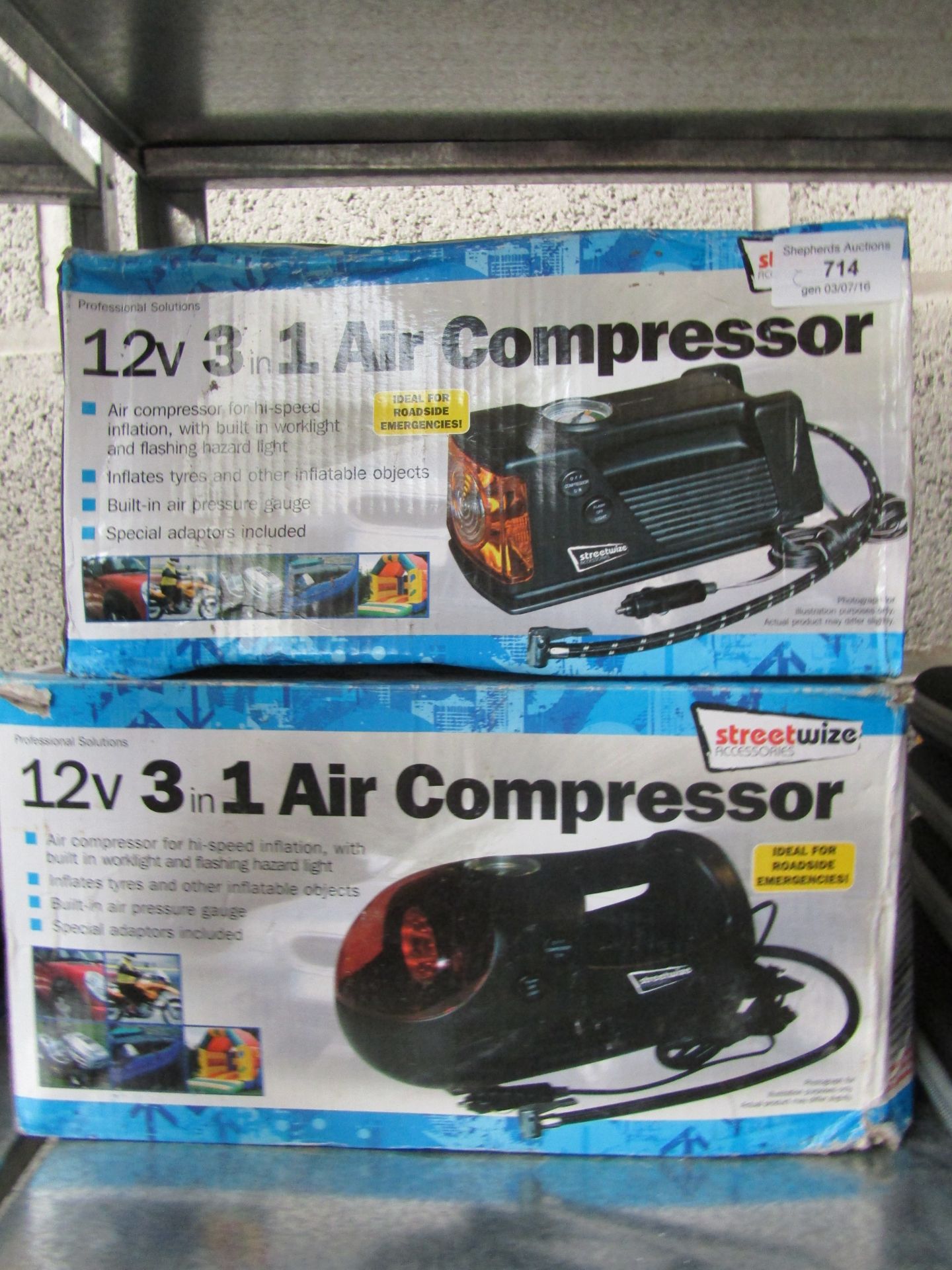 2x StreetWize 12V 3 in 1 Air Compressor. Boxed.