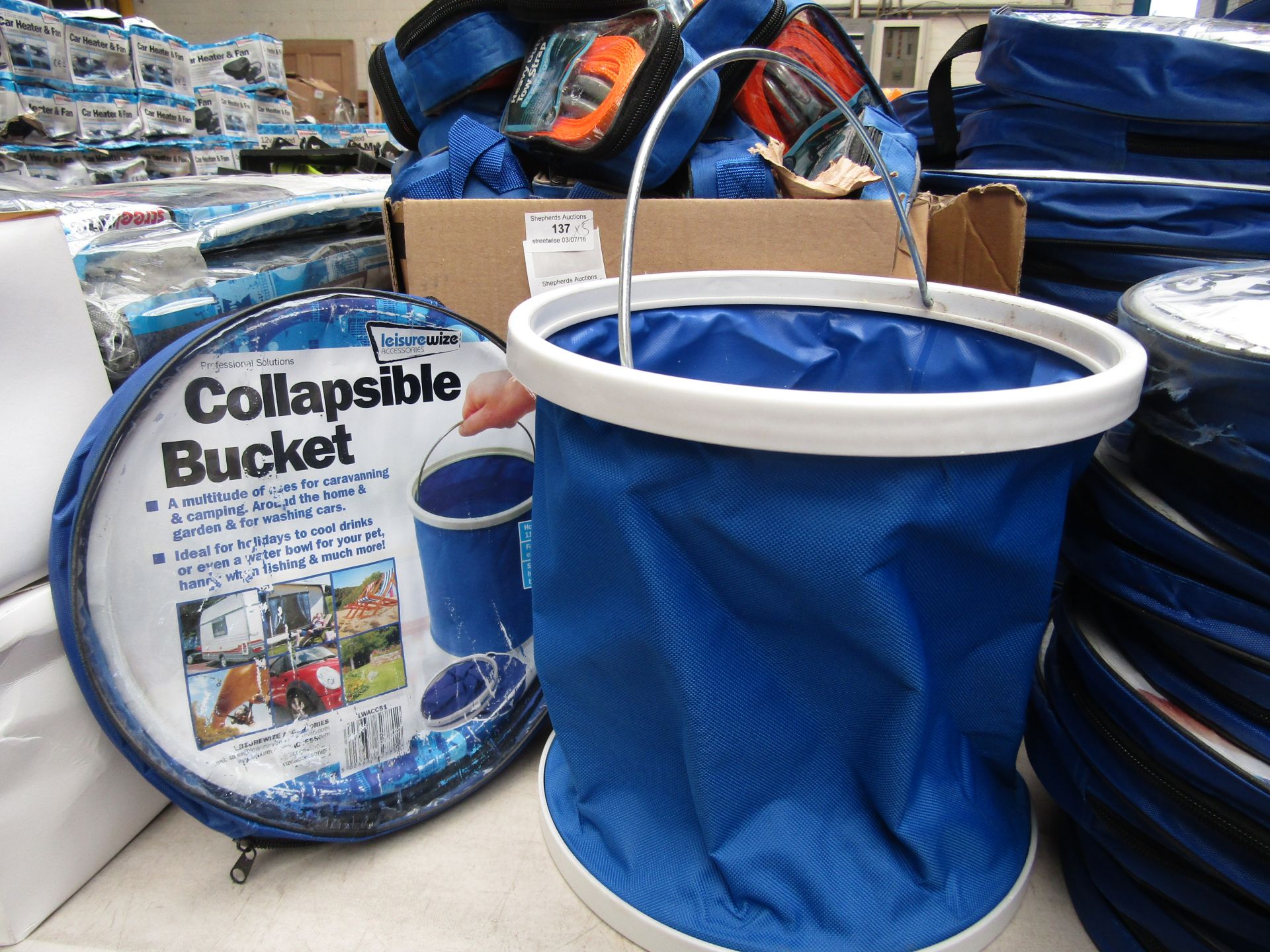3x Streetwise Collapsible buckets in carry bags, new