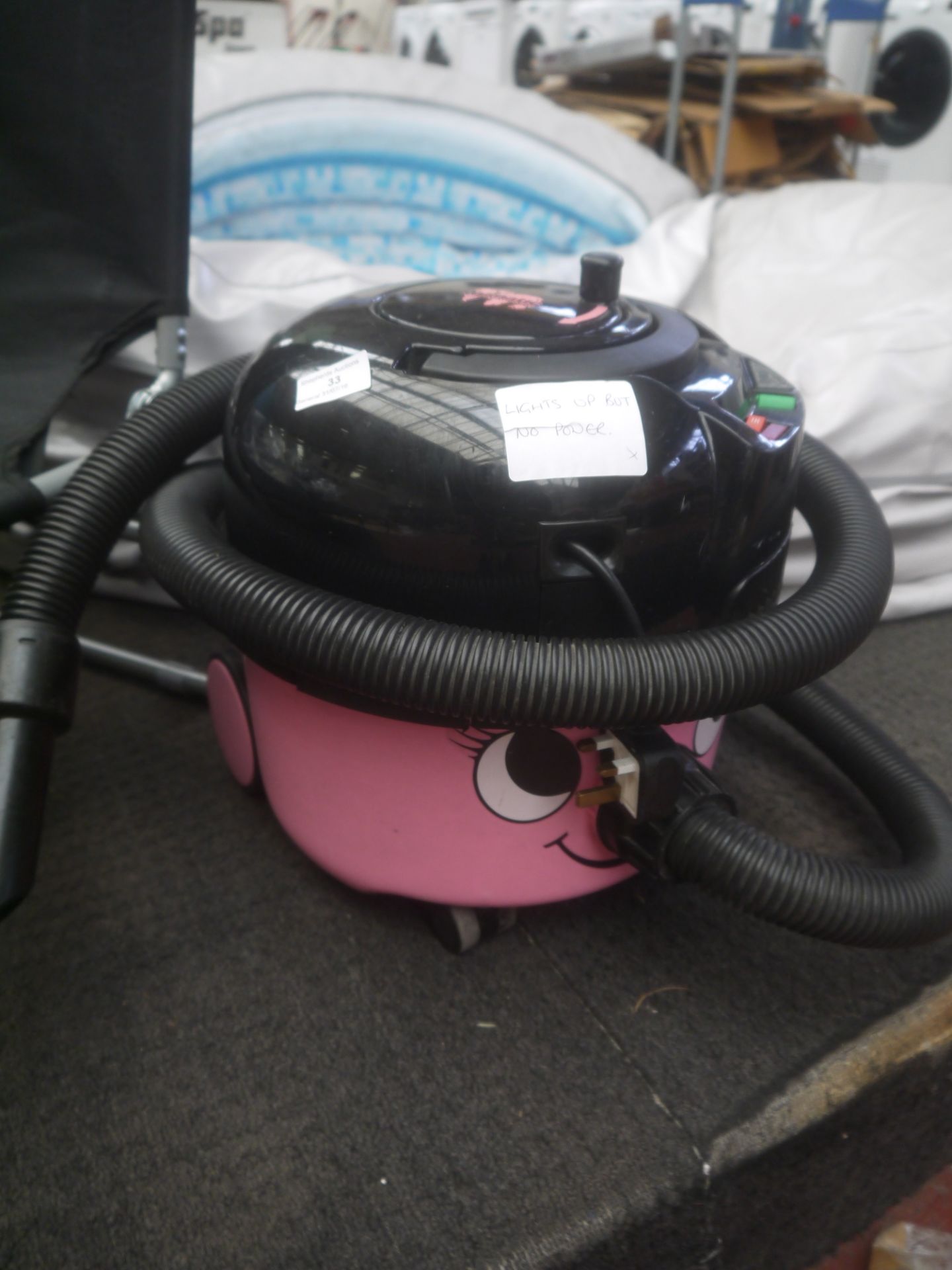 Numatic Hetty Cylinder Vacuum Cleaner. Lights up but no power.