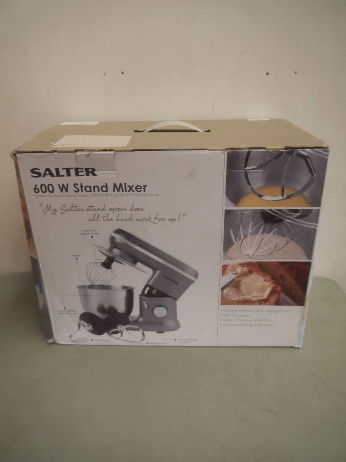 Salter 600W Stand mixer, silver colour, tested working and boxed.