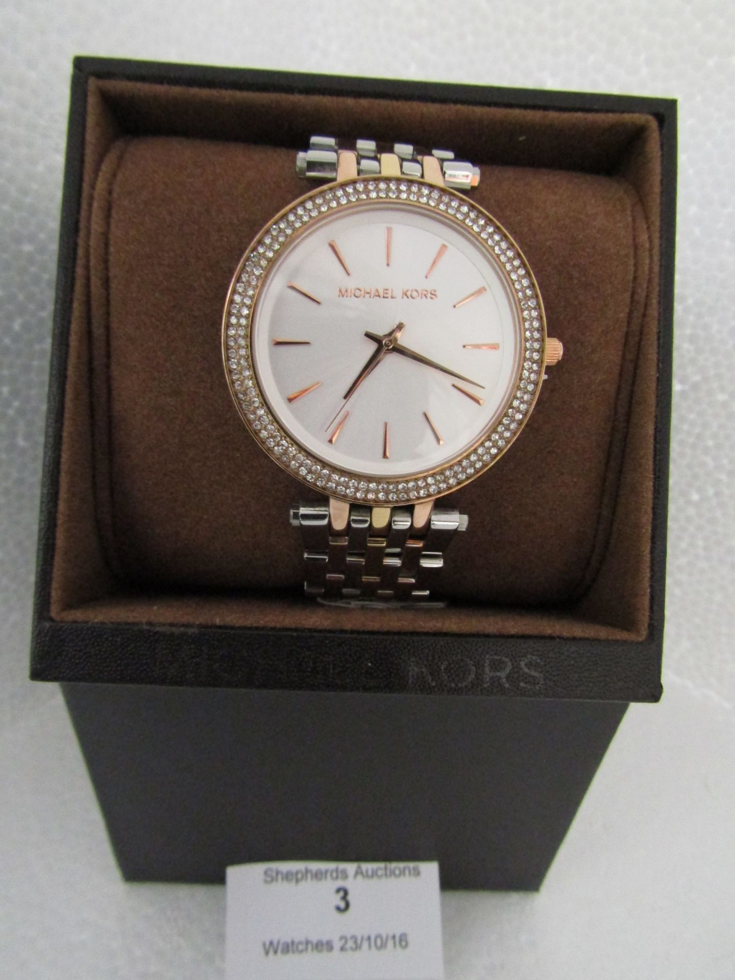 Micheal Kors MK3203 watch, new in presentation box,and ticking