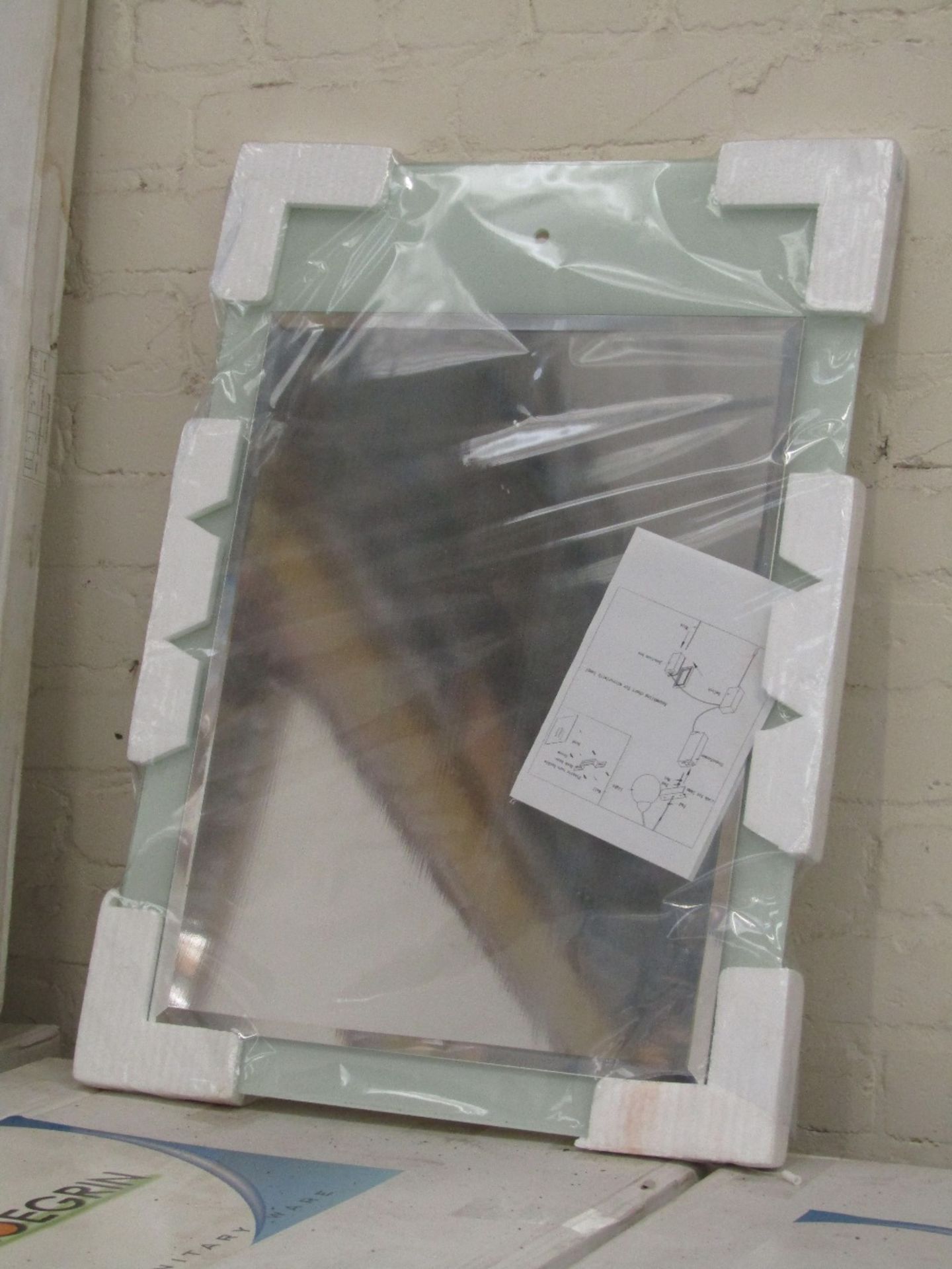 Sloegrin Handi-Craft Glass Bathroom Mirror (TM2023). 500 x 700mm. New & Boxed.