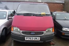 P763 UNJ - Ford Transit 80 SWB