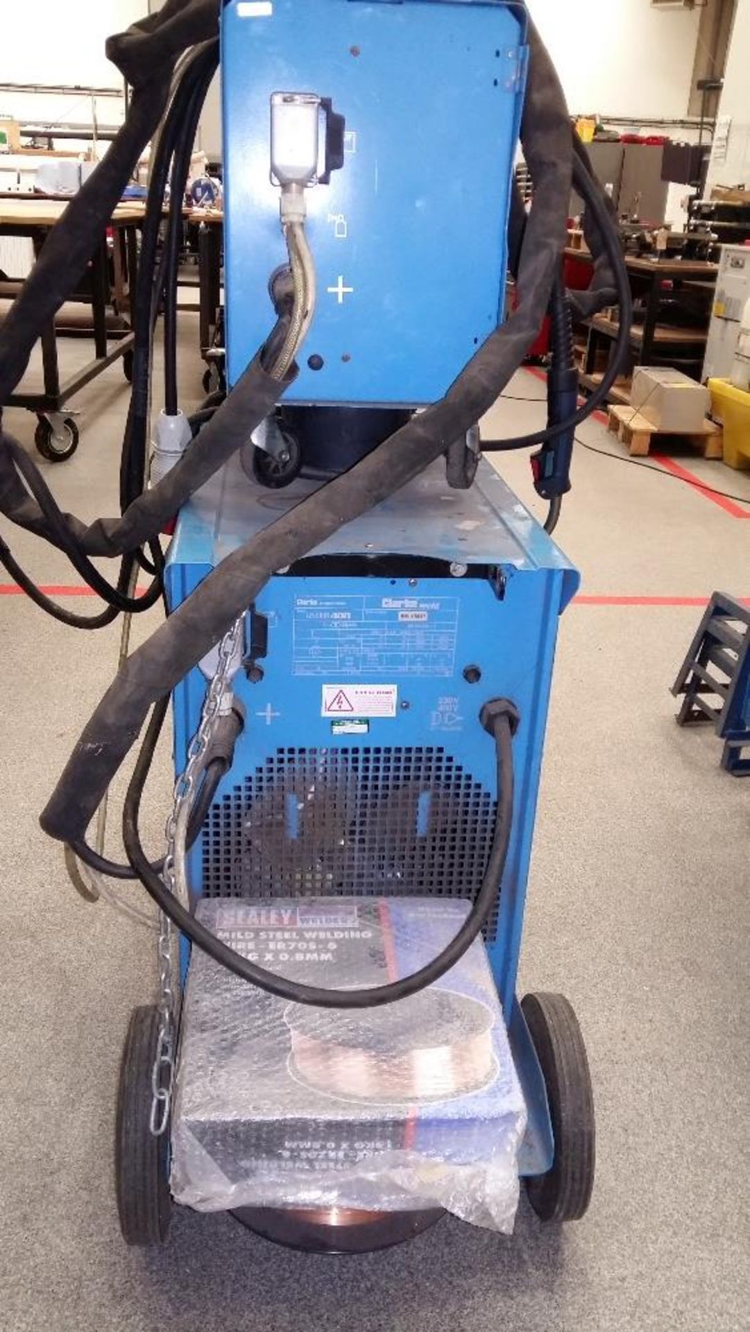 Clarke Weld Mig 400 TE turbo mig welder & Mig Wire Feed 2 unit - Image 6 of 9