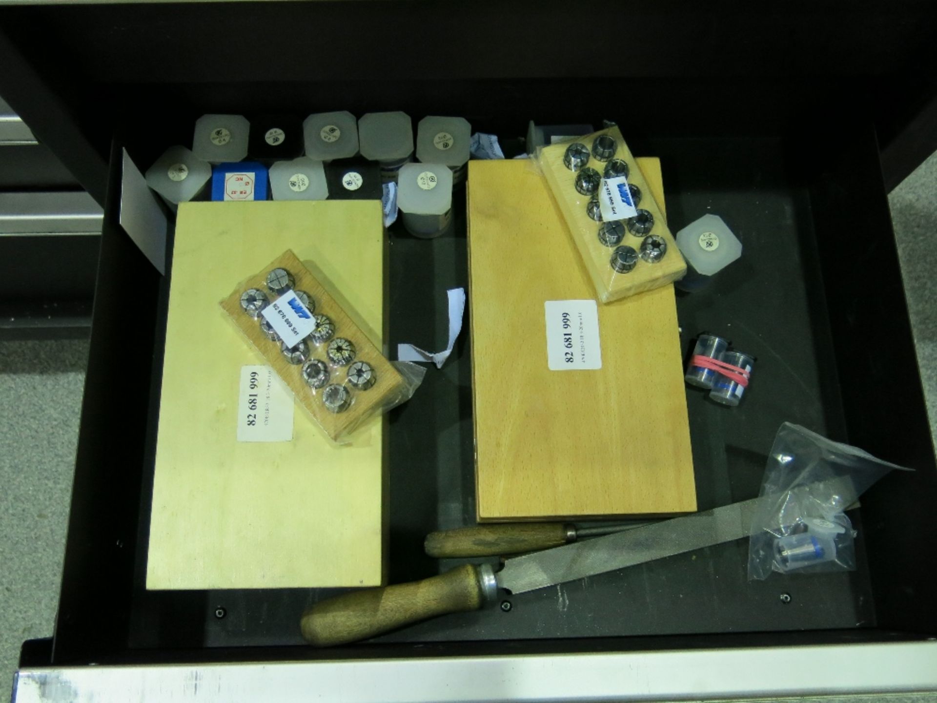 CSPS mobile 10-drawer tool cabinet with tooling contents for Hurco VMX64 - Image 8 of 12