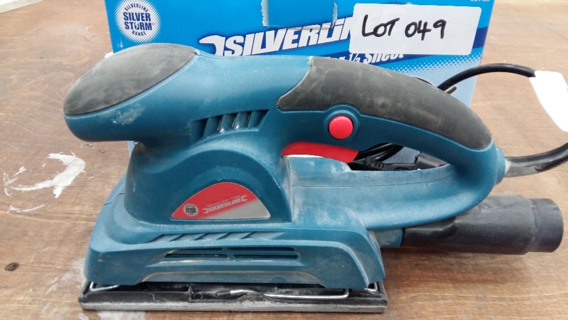 Silverline 150W Orbital Sander 1/3 Sheet - Image 5 of 5