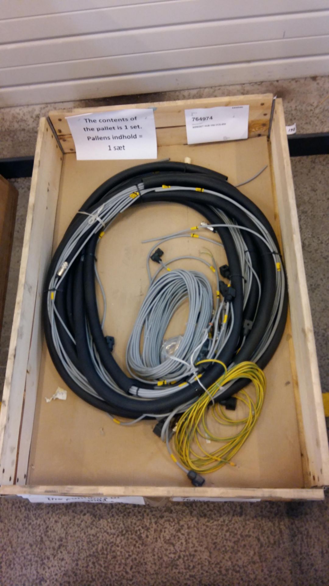 Items From The Material Group Cables & Wires - Image 2 of 5