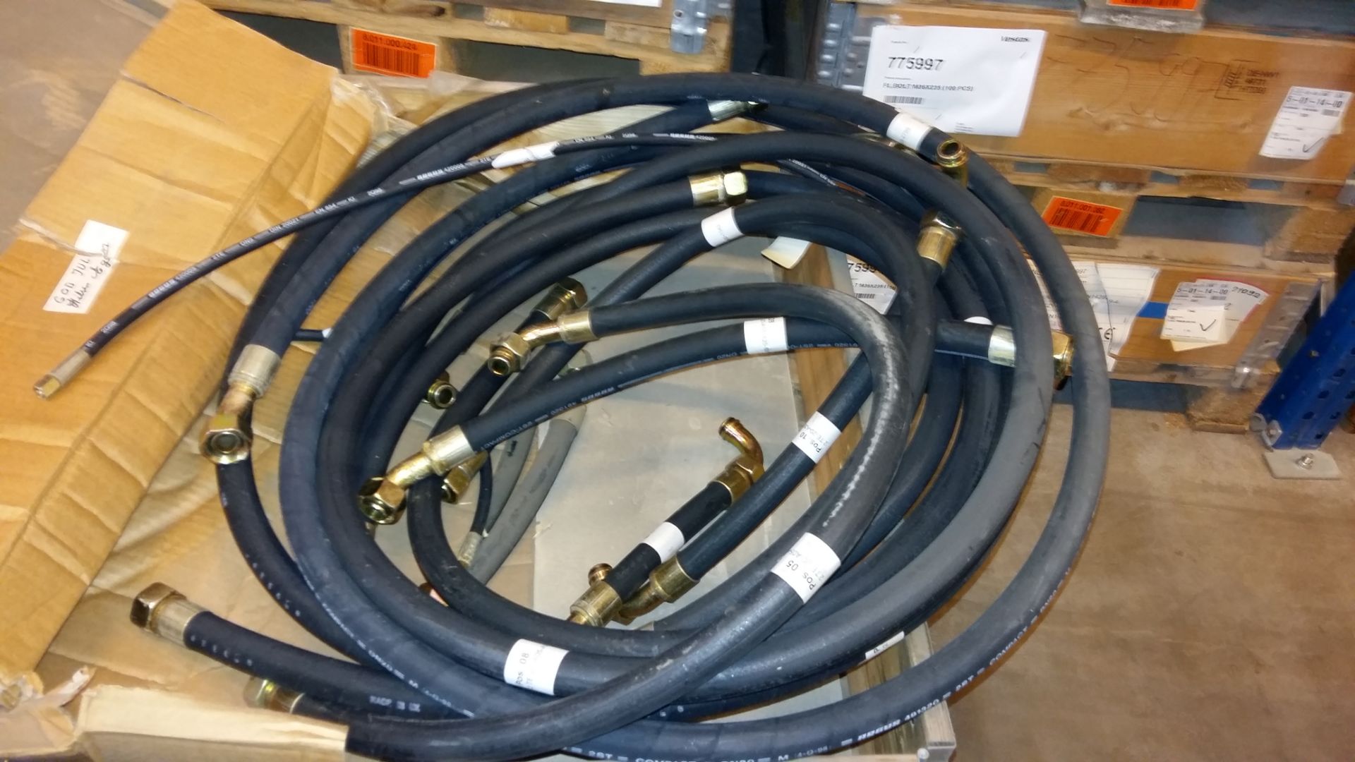 Items From The Material Group Hydraulic Hoses