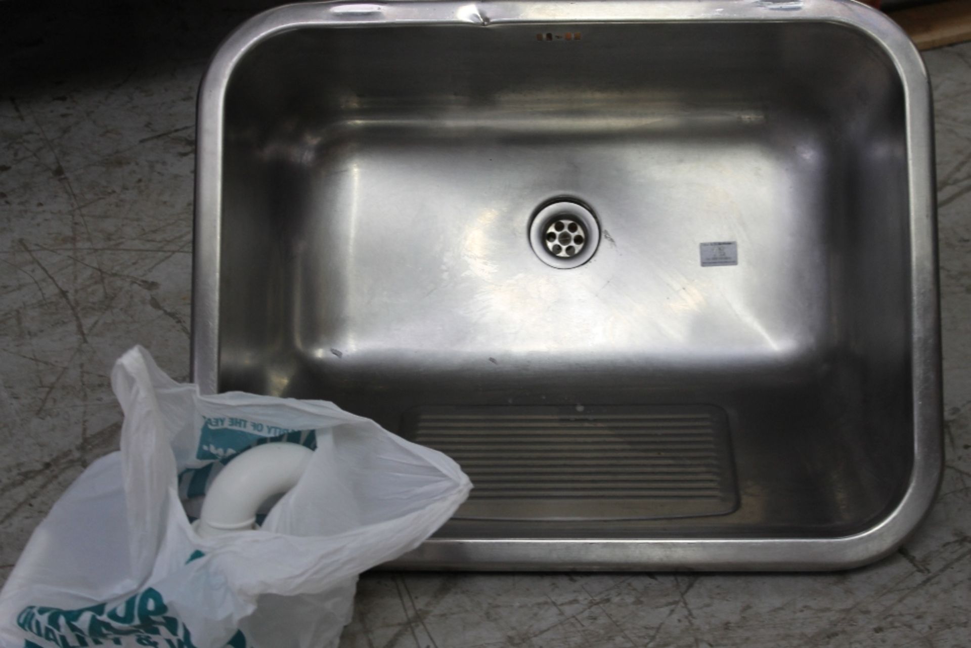 New Stainless Steel Catering Sink – Deep Bowl -NO VAT – W65cm x H40cm x D50cm - Image 2 of 2