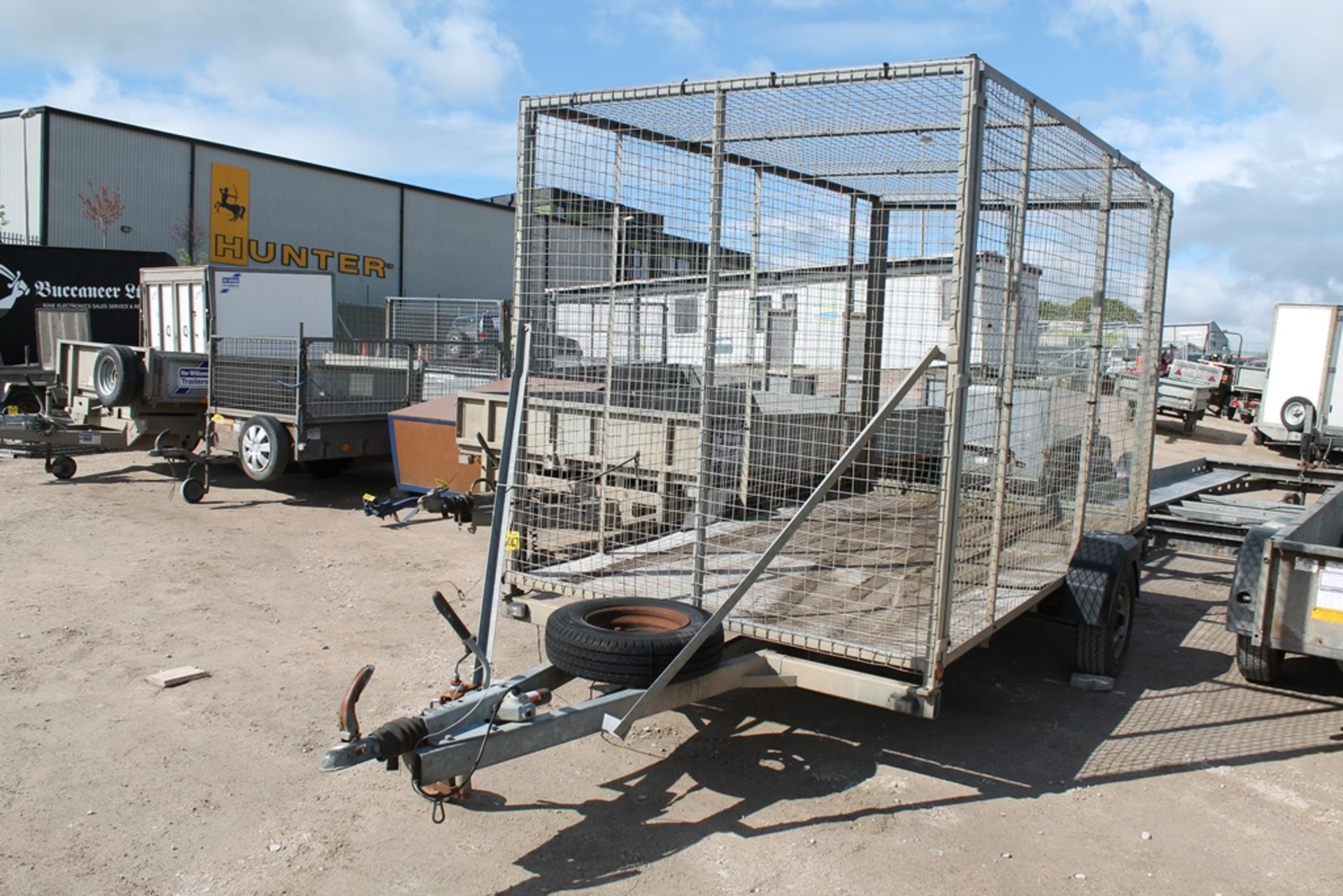 SINGLE AXLE CAGE TRAILER