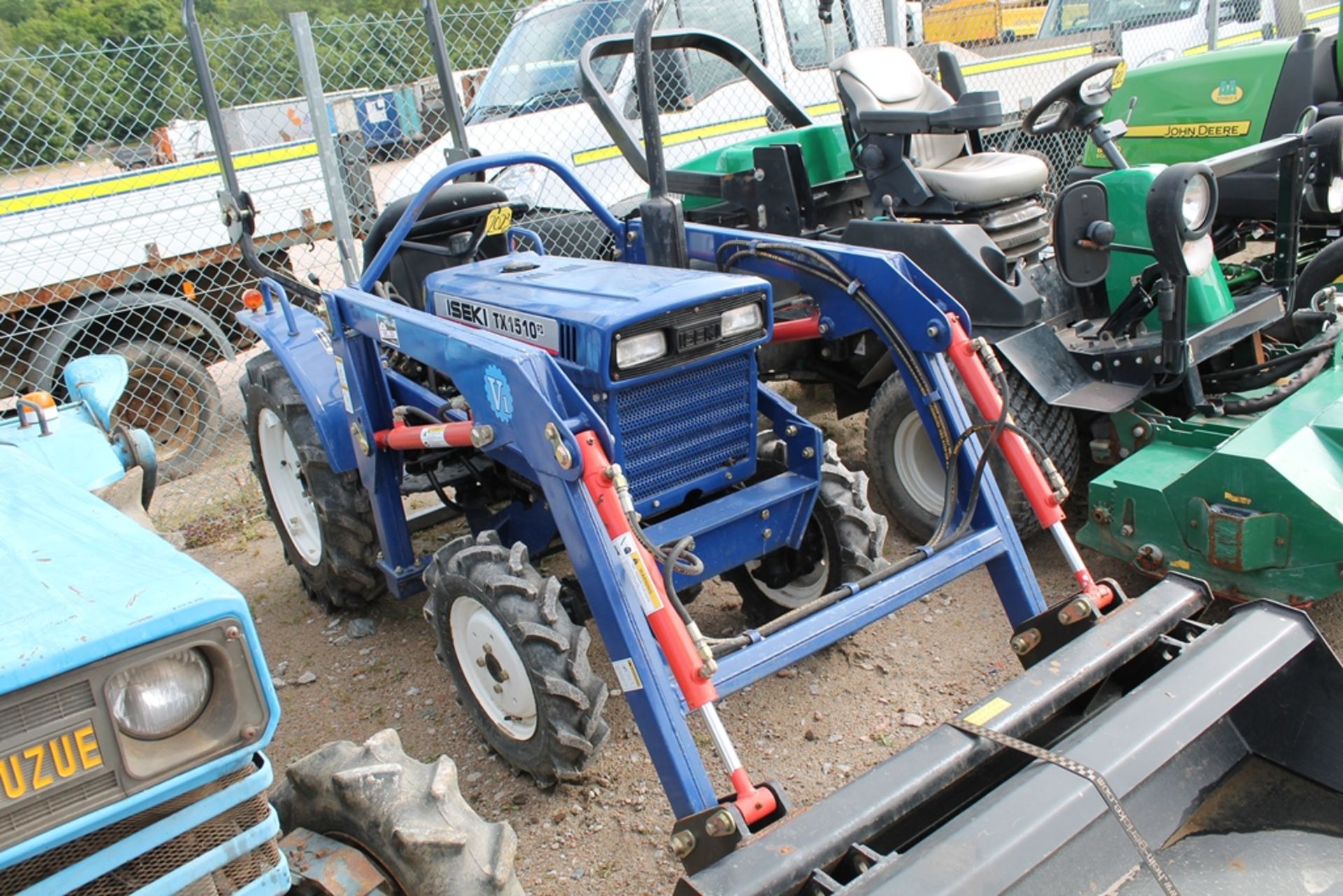 SEKI MINI TRACTOR WITH POWER LOADER KEY IN P/CABIN