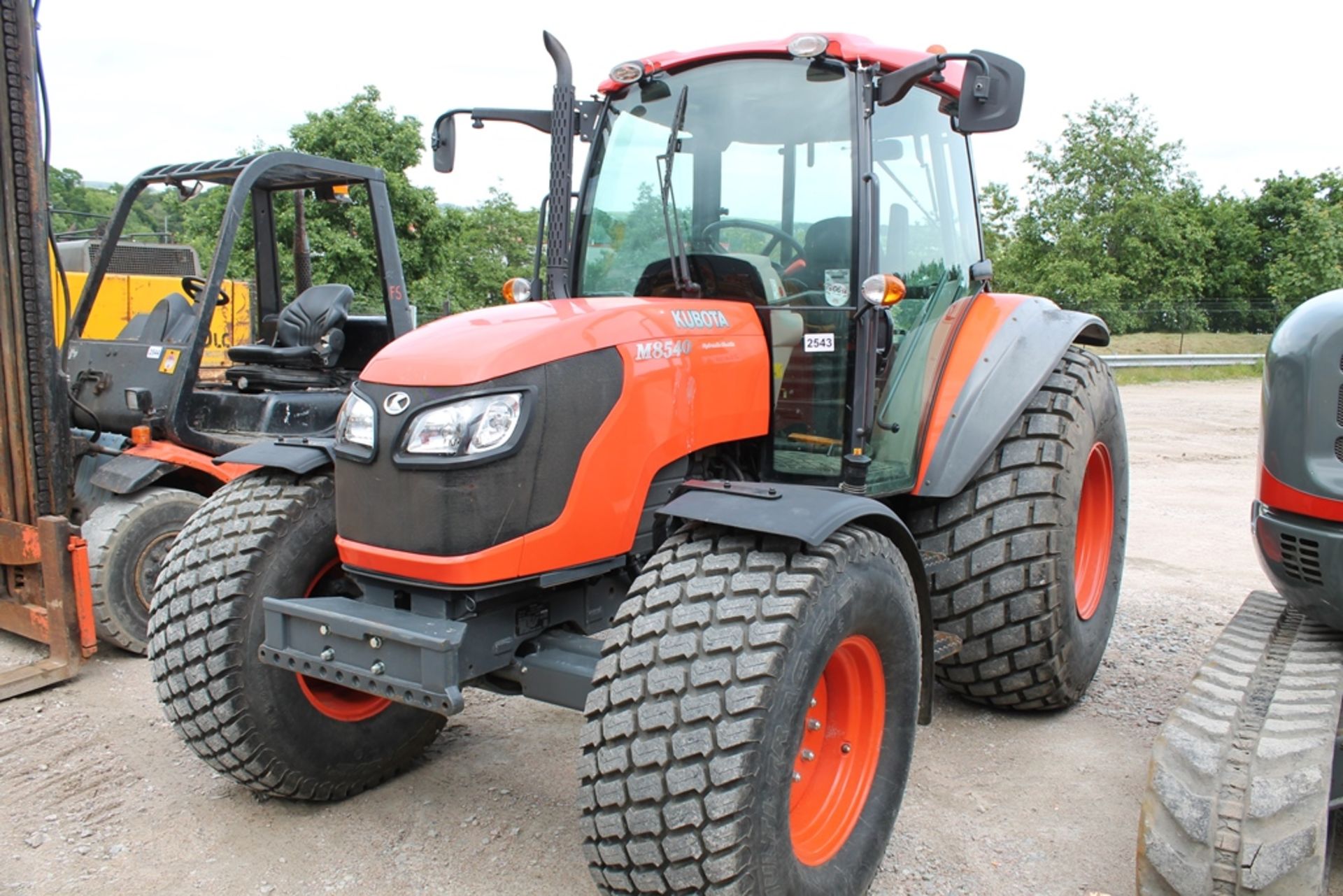 Kubota M8540 - 3769cc 2 Door Tractor