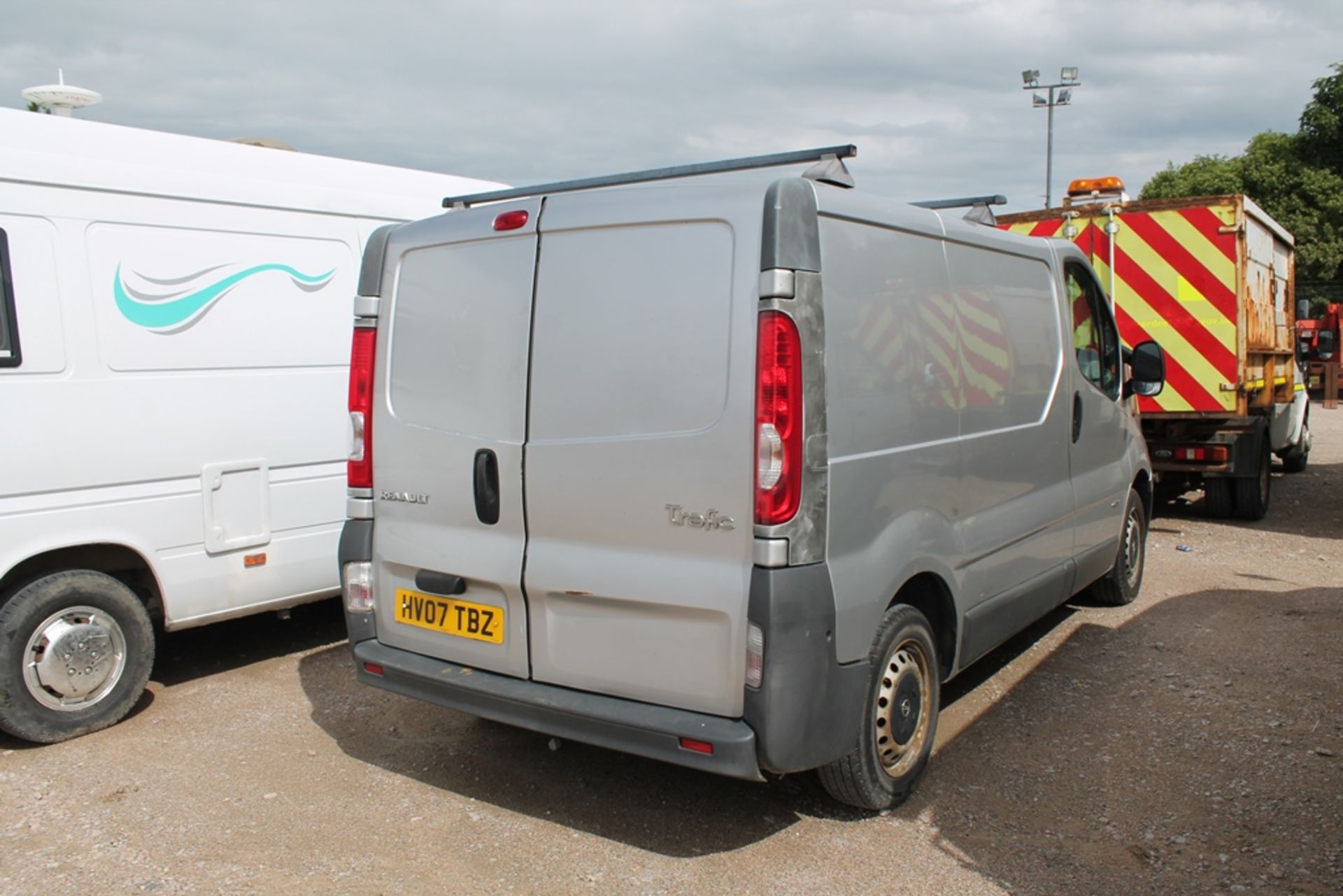 Renault Trafic Sl27+ Dci 115 - 1995cc 2 Door Van - Image 3 of 4