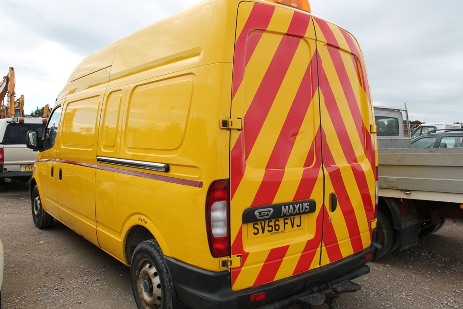 Ldv Maxus 3.5t 120 Lwb - 2500cc 2 Door Van - Image 2 of 7