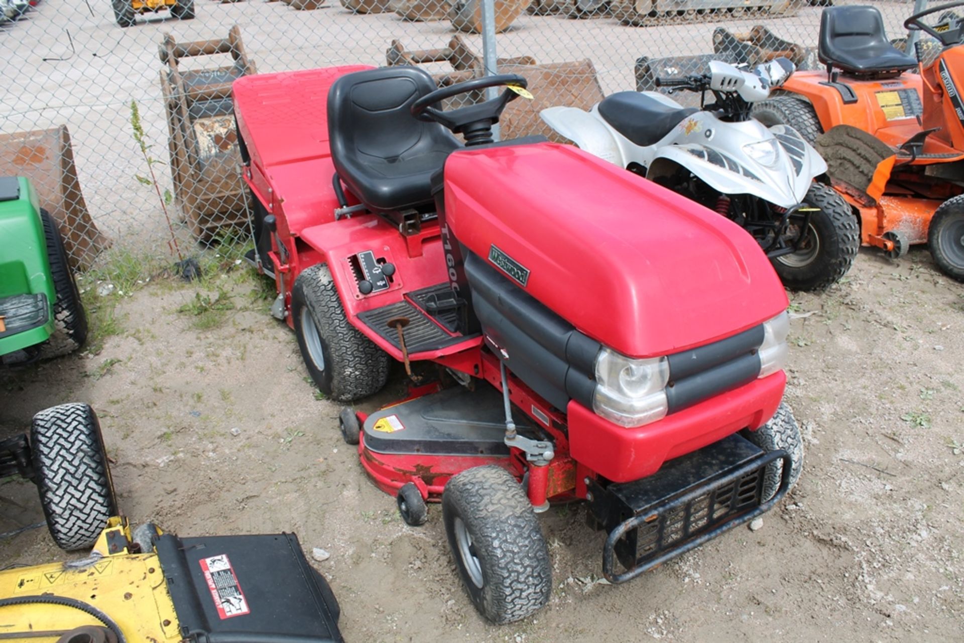 WESTWOOD T1600 RIDE ON MOWER KEY IN P/CABIN