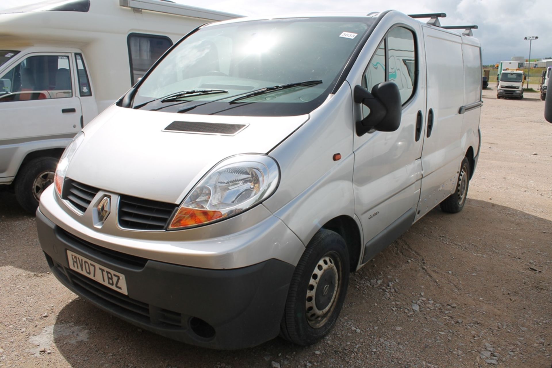 Renault Trafic Sl27+ Dci 115 - 1995cc 2 Door Van