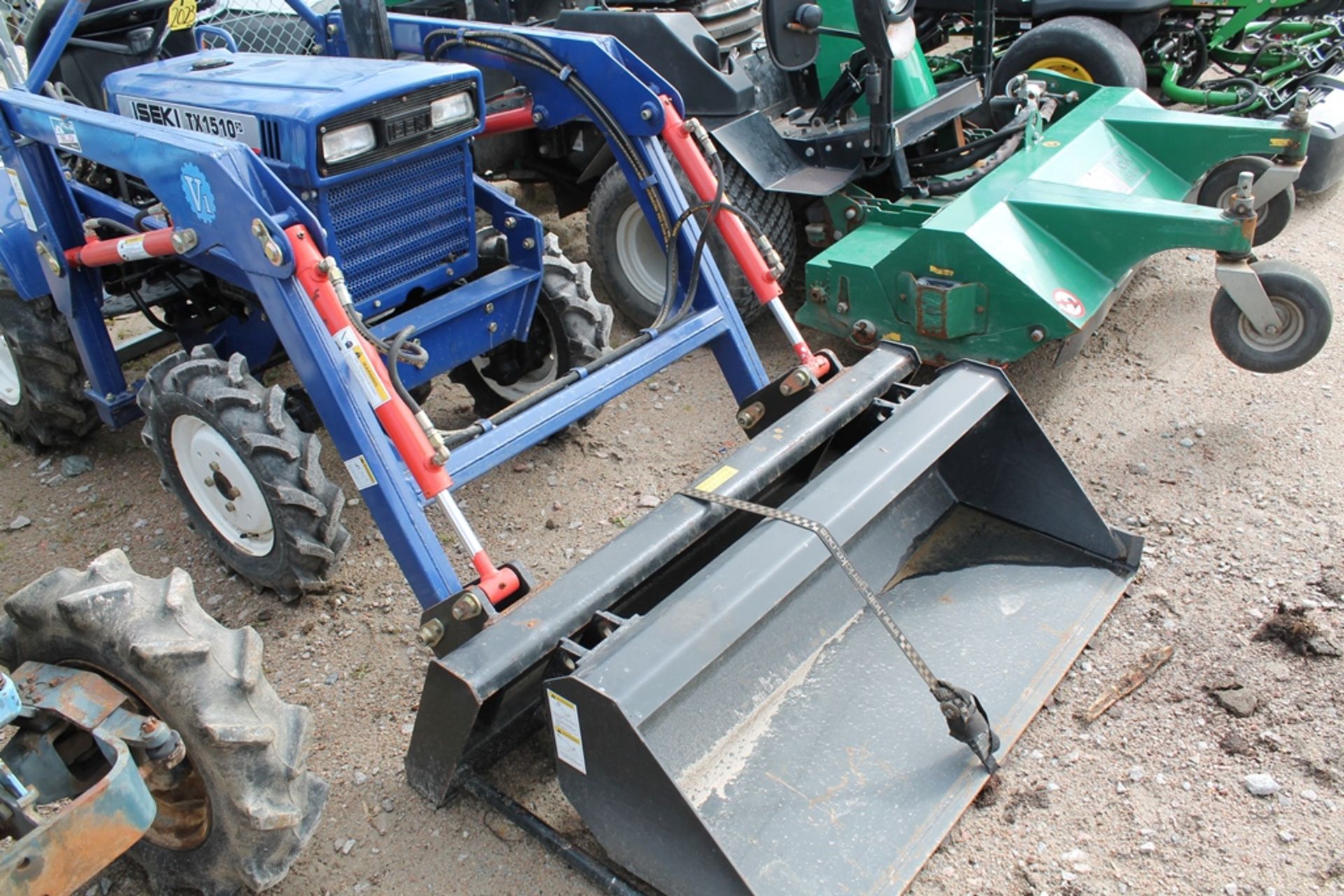 SEKI MINI TRACTOR WITH POWER LOADER KEY IN P/CABIN - Image 2 of 2