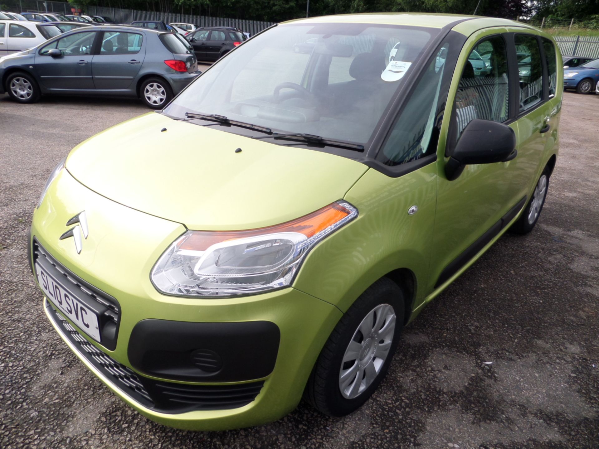 Citroen C3 Picasso Vt Hdi - 1560cc MPV - Image 2 of 8