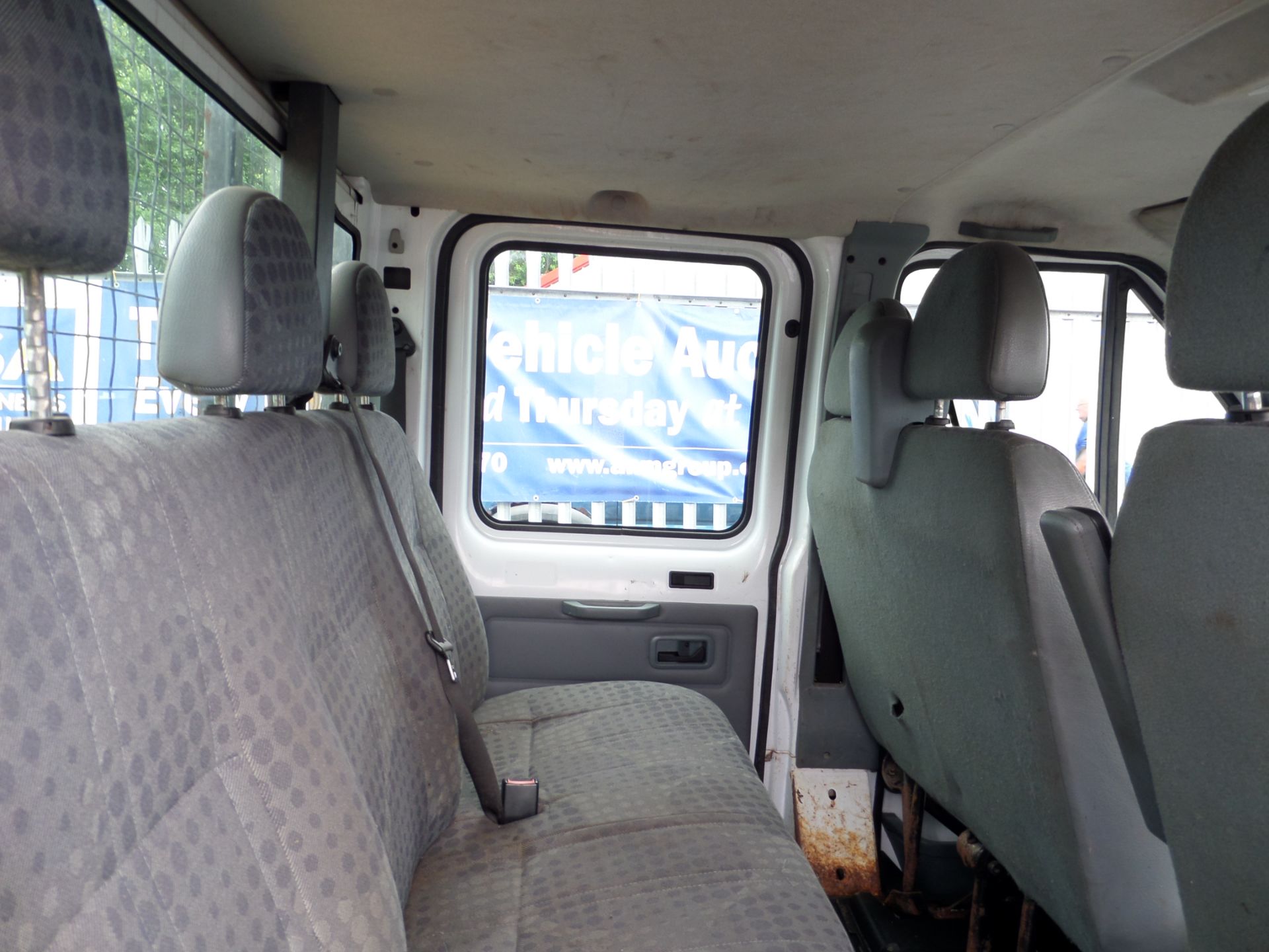 Ford Transit 100 T350l D/c Rwd - 2402cc Van - Image 8 of 9