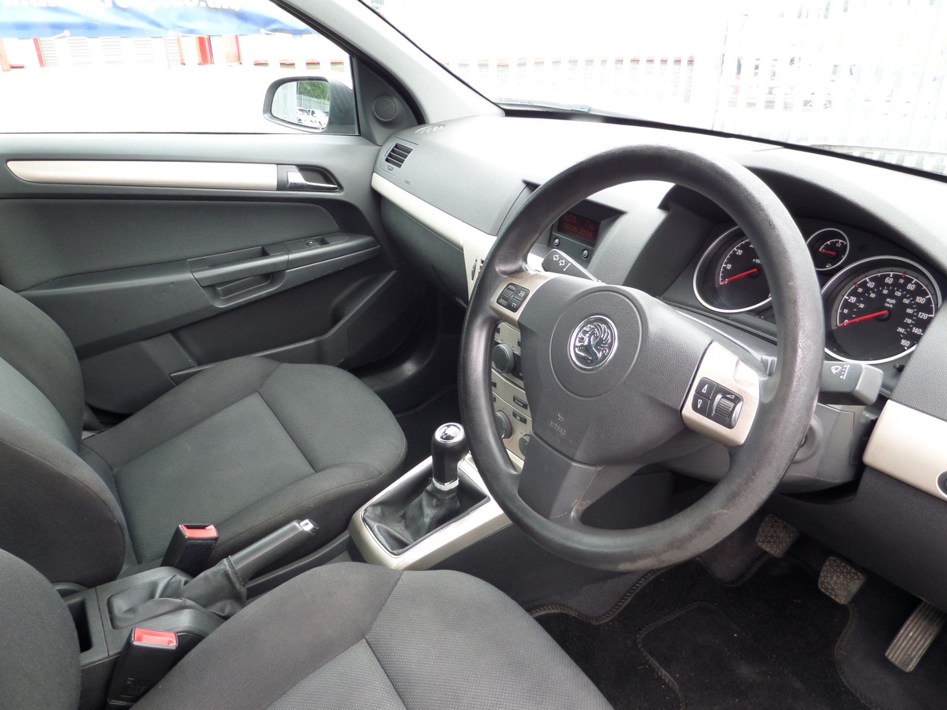 Vauxhall Astra Club Twinport - 1364cc 5 Door - Image 6 of 8