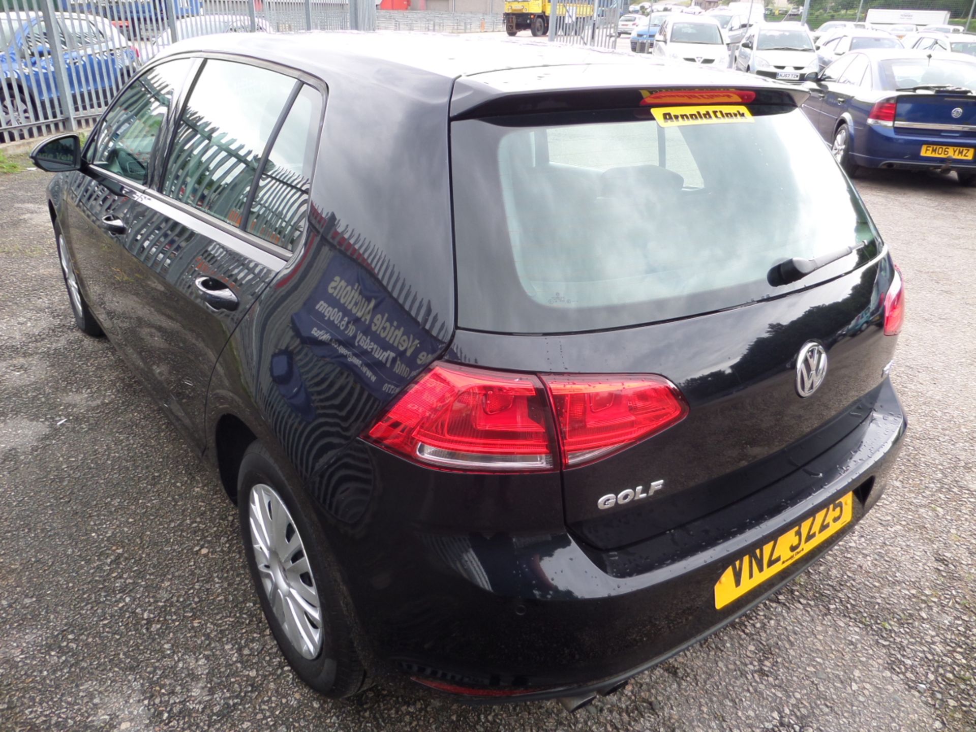 Volkswagen Golf Match Bluemotion Tec - 1395cc 5 Door - Image 3 of 8