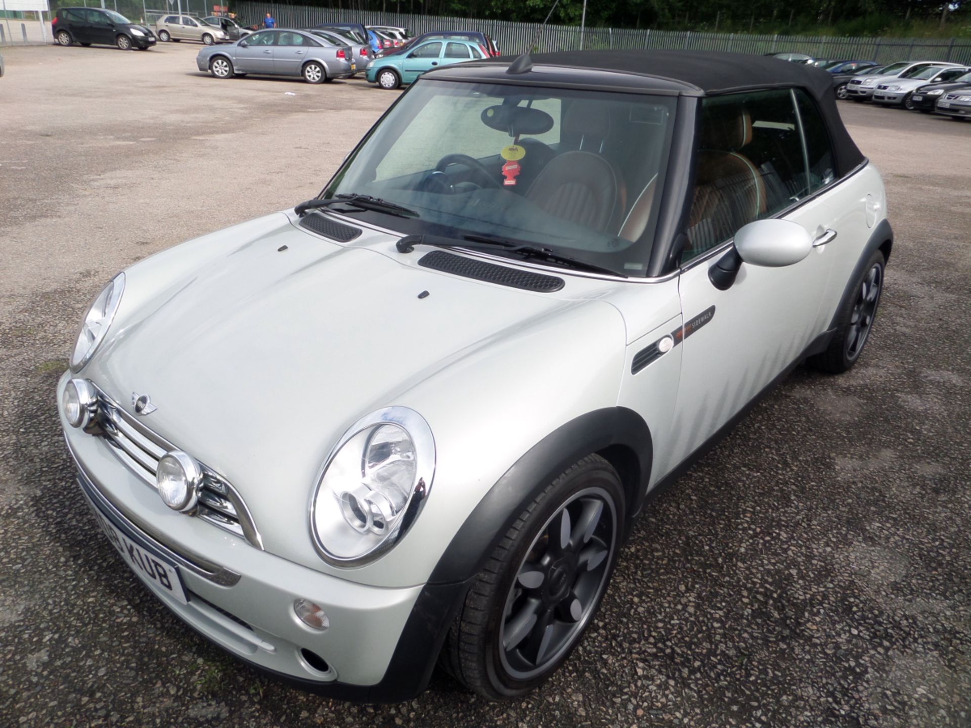 Mini Cooper Sidewalk - 1598cc Convertible - Image 3 of 10