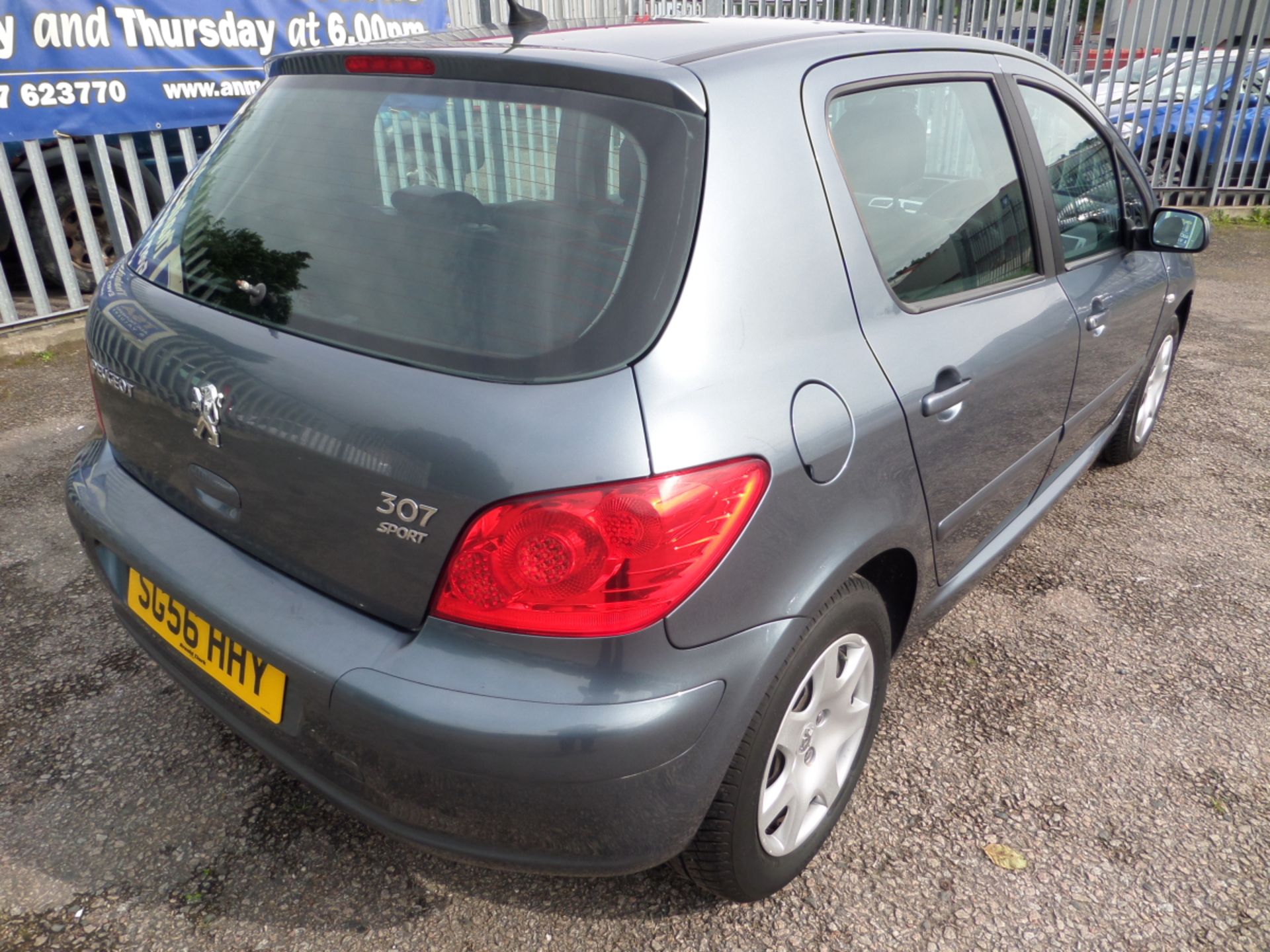 Peugeot 307 Sport - 1587cc 5 Door - Image 5 of 8