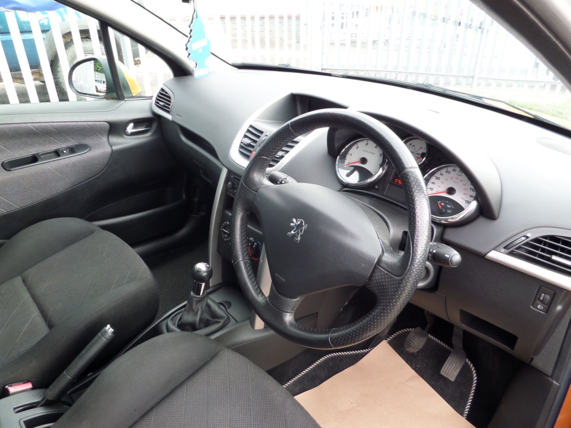 Peugeot 207 Sport - 1397cc 5 Door - Image 6 of 8