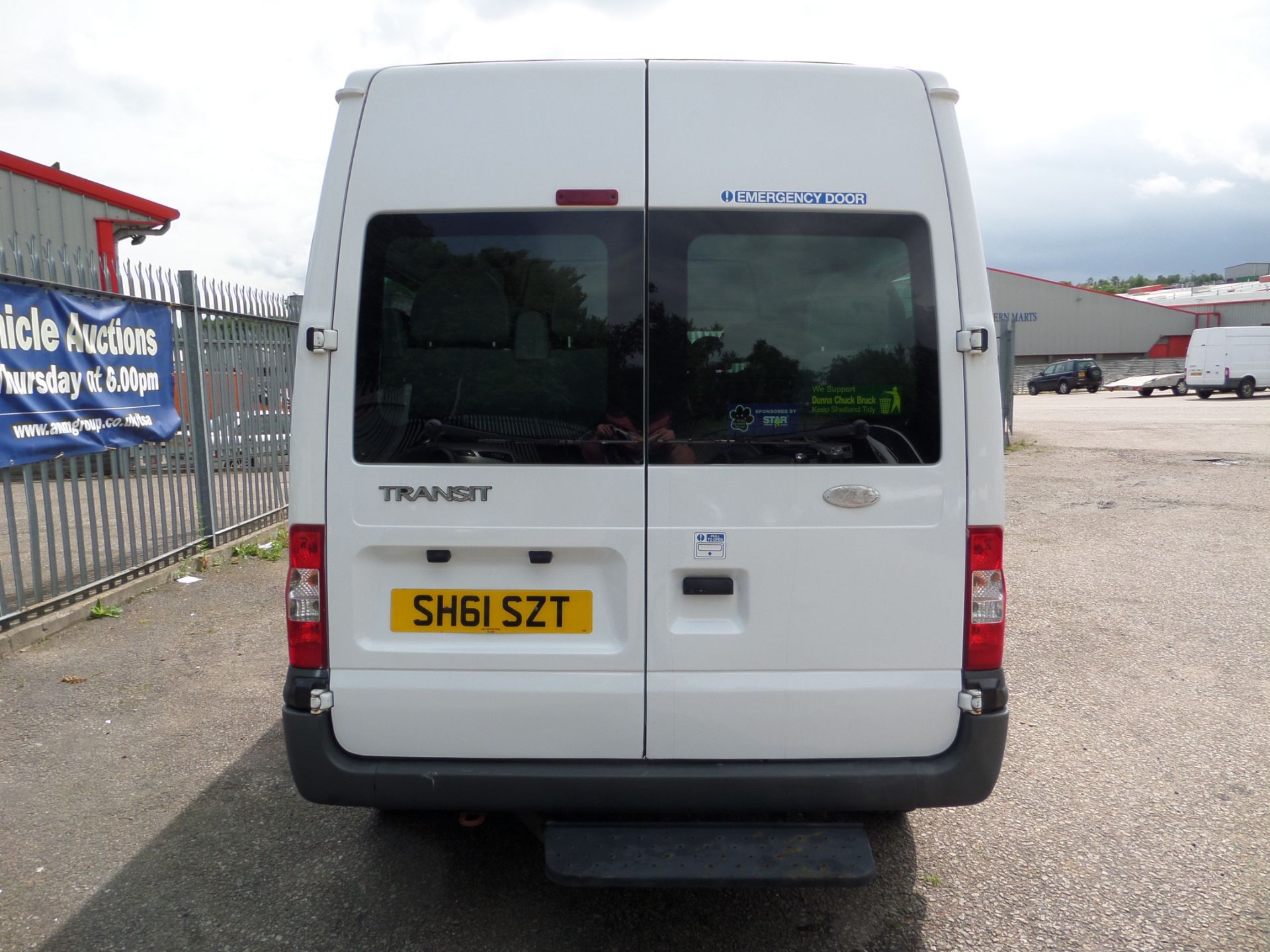 Ford Transit 115 T350 Rwd - 2402cc Minibus - Image 5 of 9