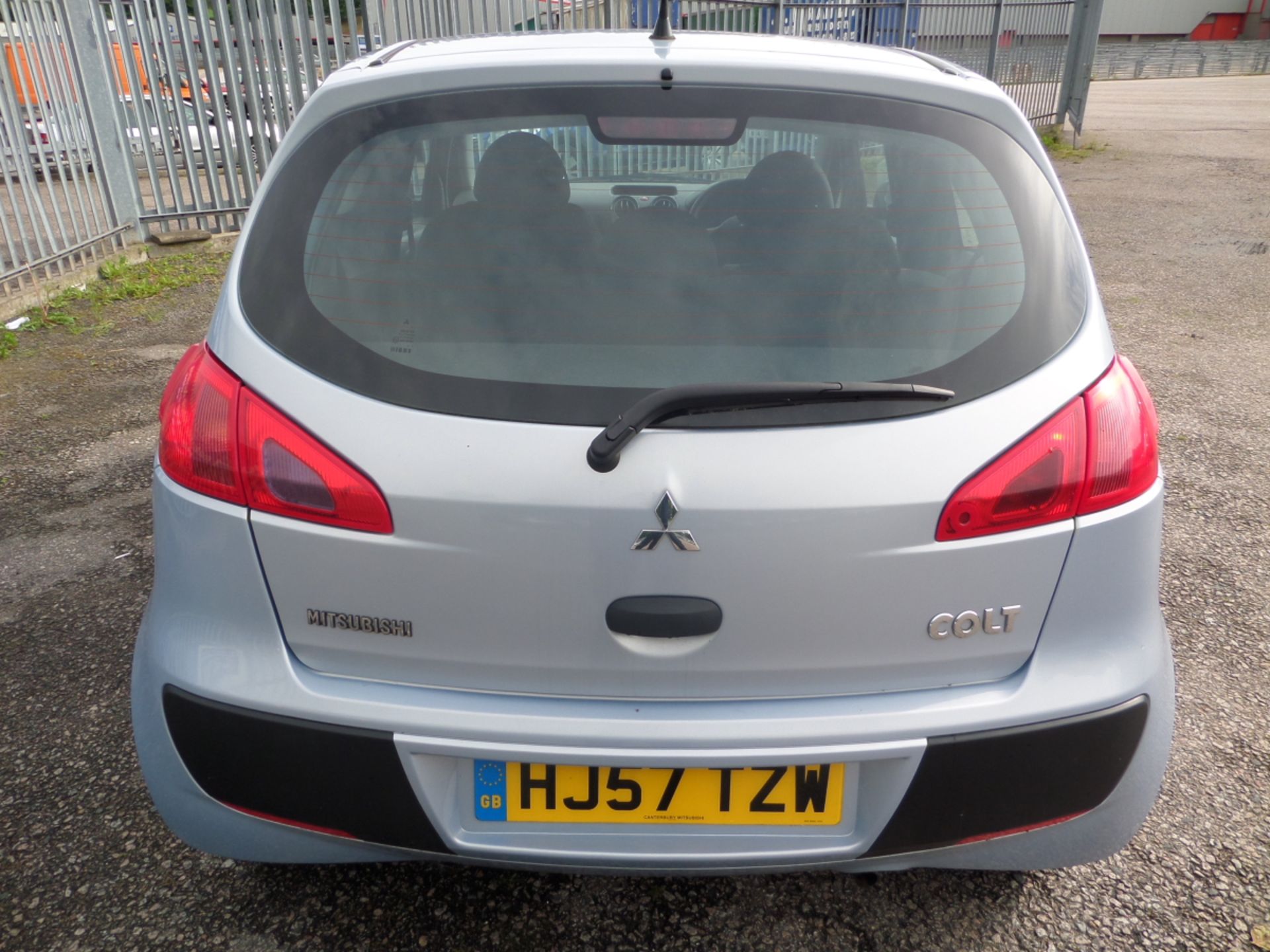 Mitsubishi Colt Czi - 1124cc 3 Door - Image 4 of 7