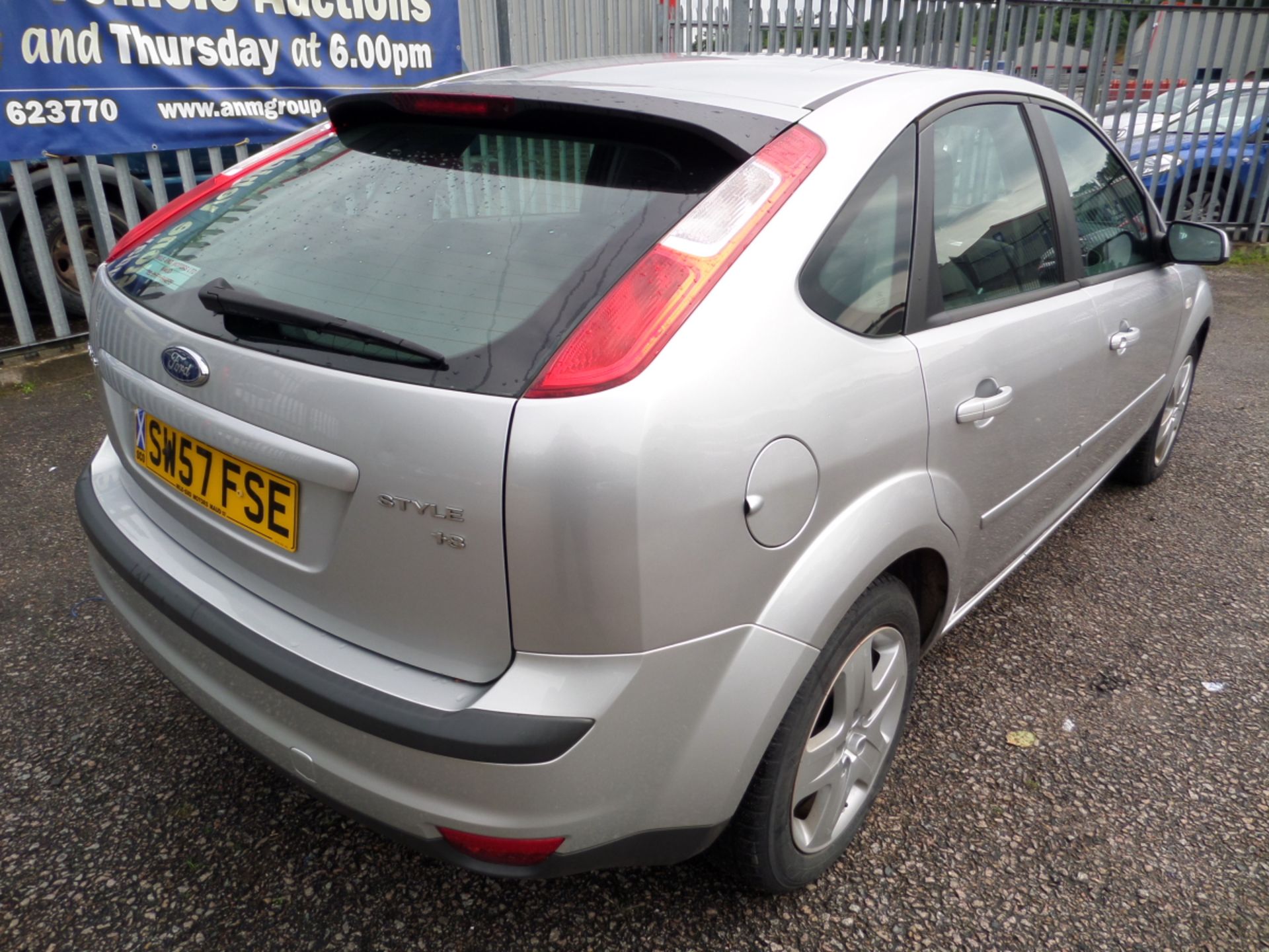 Ford Focus Style 125 - 1798cc 5 Door - Image 7 of 11