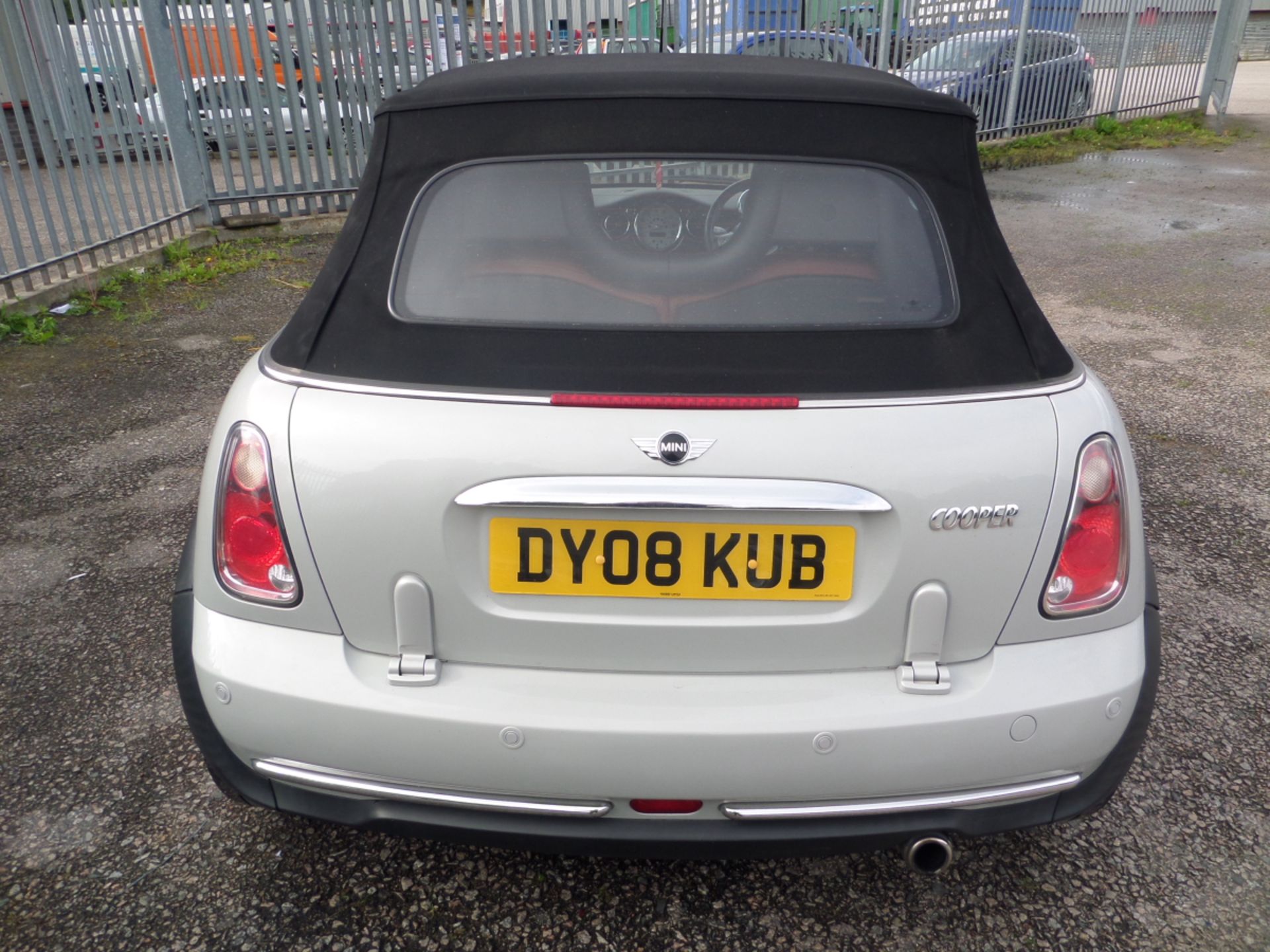 Mini Cooper Sidewalk - 1598cc Convertible - Image 6 of 10