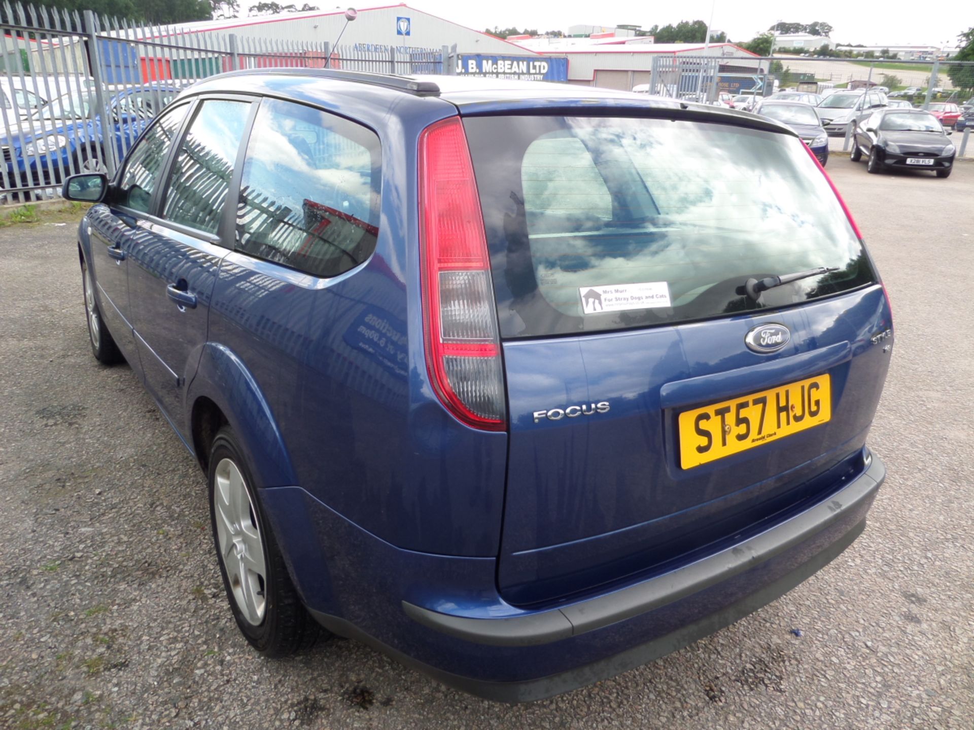 Ford Focus Style 125 - 1798cc Estate - Image 4 of 11