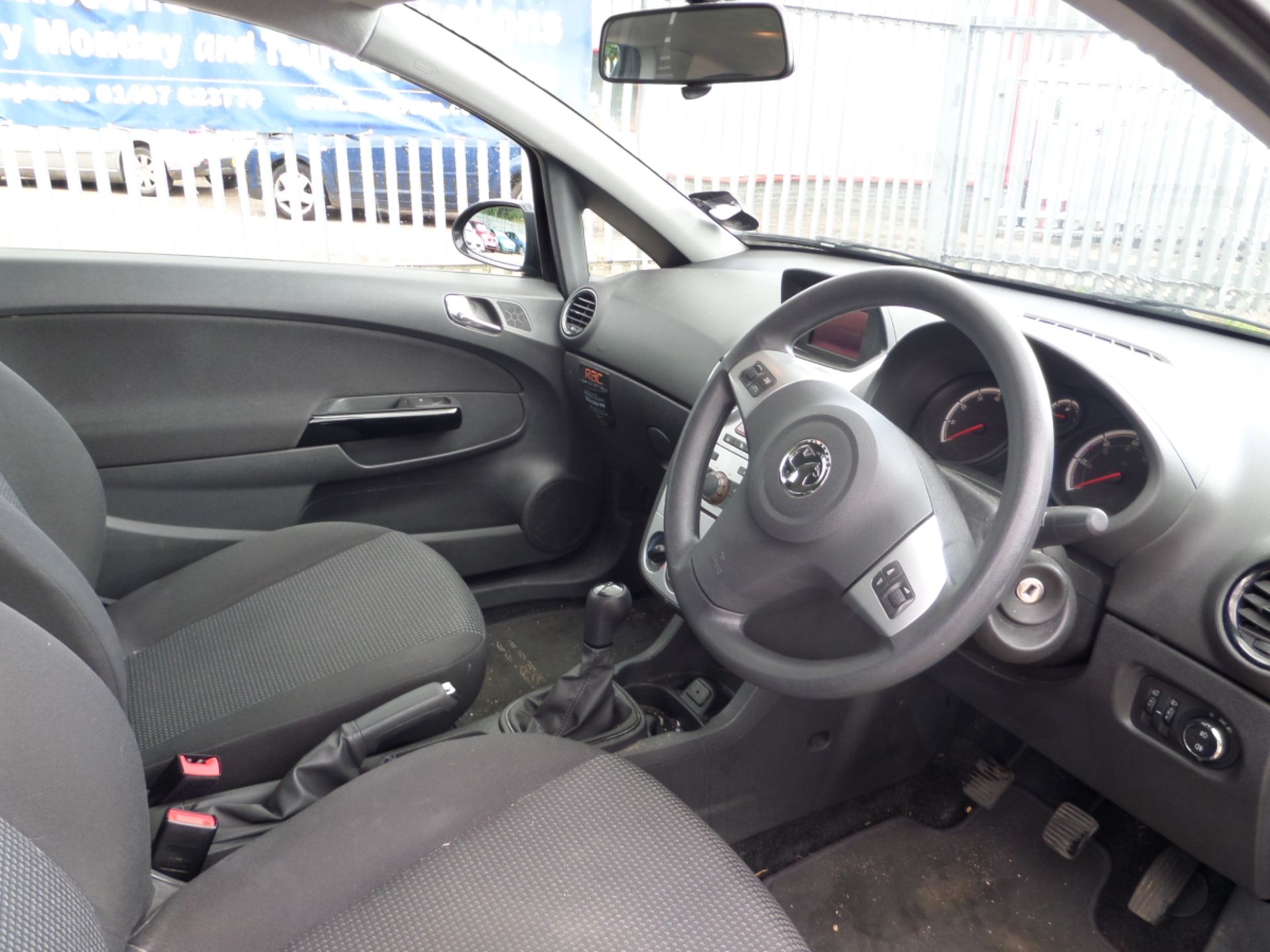 Vauxhall Corsa Excite Ac Ecoflex - 998cc 3 Door - Image 8 of 9