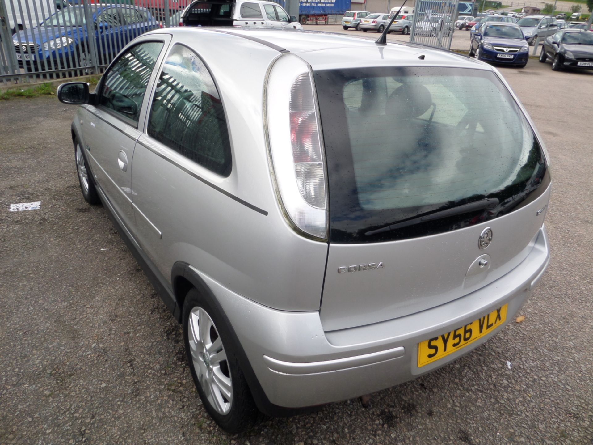 Vauxhall Corsa Active 16v - 1229cc 3 Door - Image 3 of 7