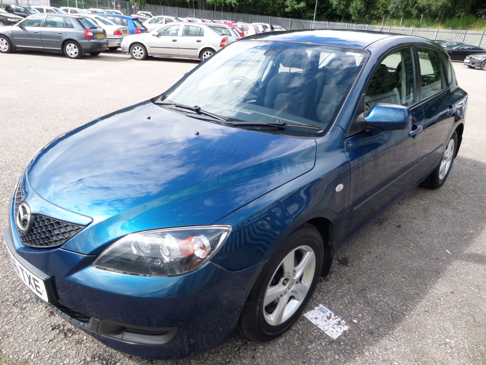 Mazda 3 Ts - 1598cc 5 Door - Image 3 of 11