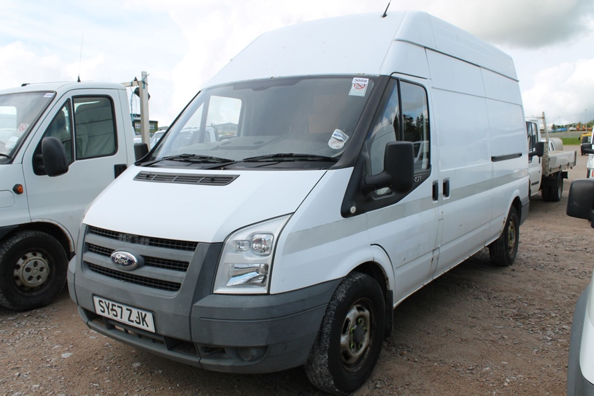 Ford Transit 110 T330l Fwd - 2198cc Van