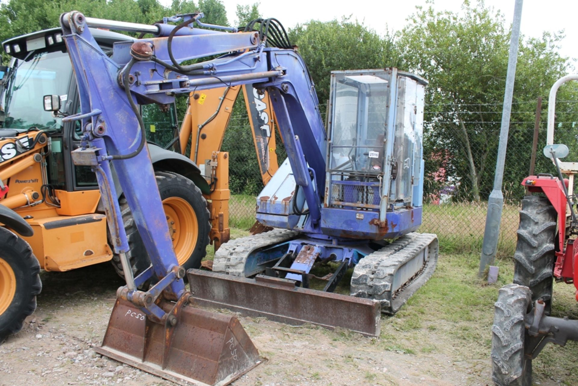 KOMATSU 5T SLEW, , BLUE, , PLUS VAT