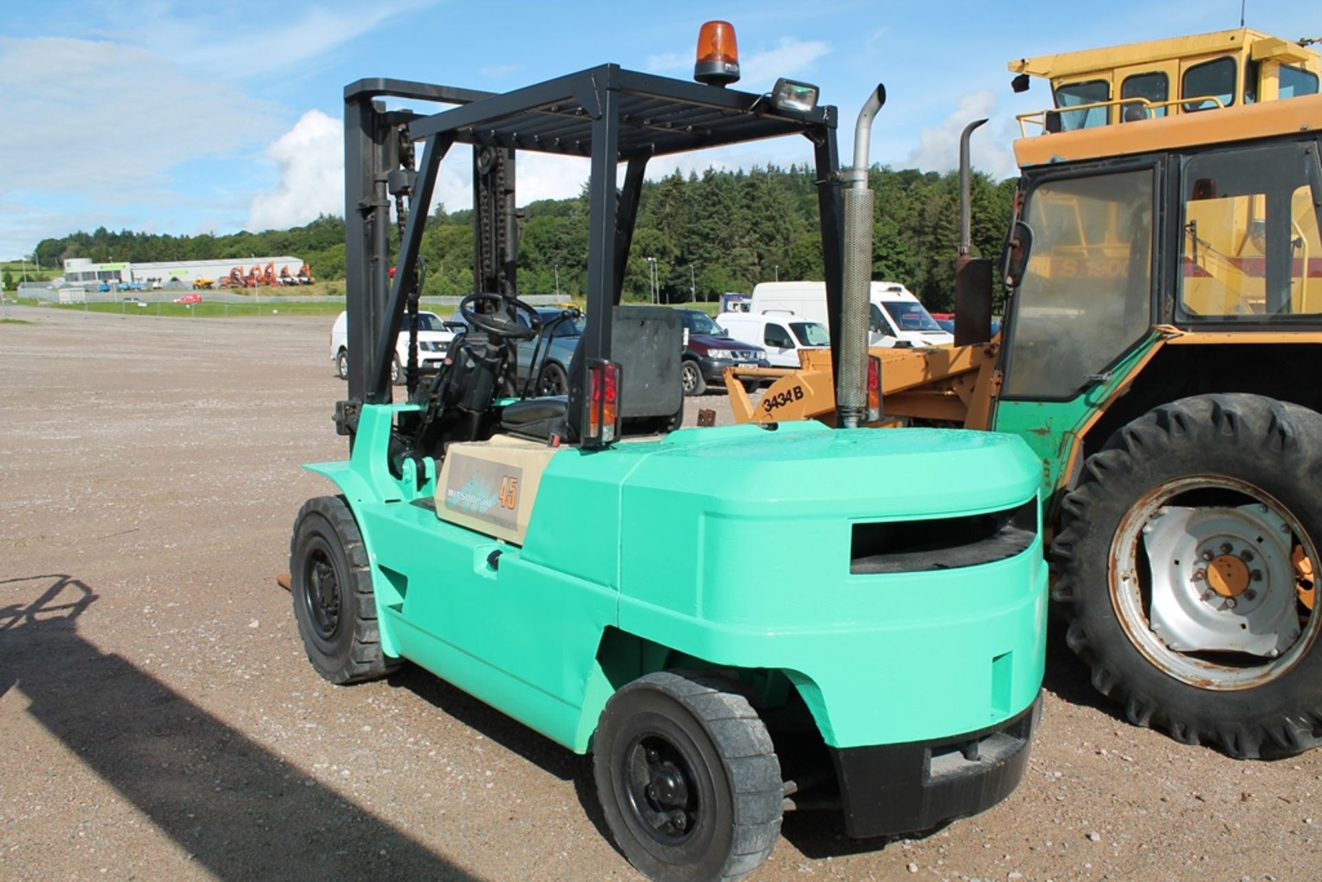 MITSUBISHI FORKLIFT, FD45, YEAR 1998, 4500KG LIFT CAPACITY, , PLUS VAT - Image 2 of 5