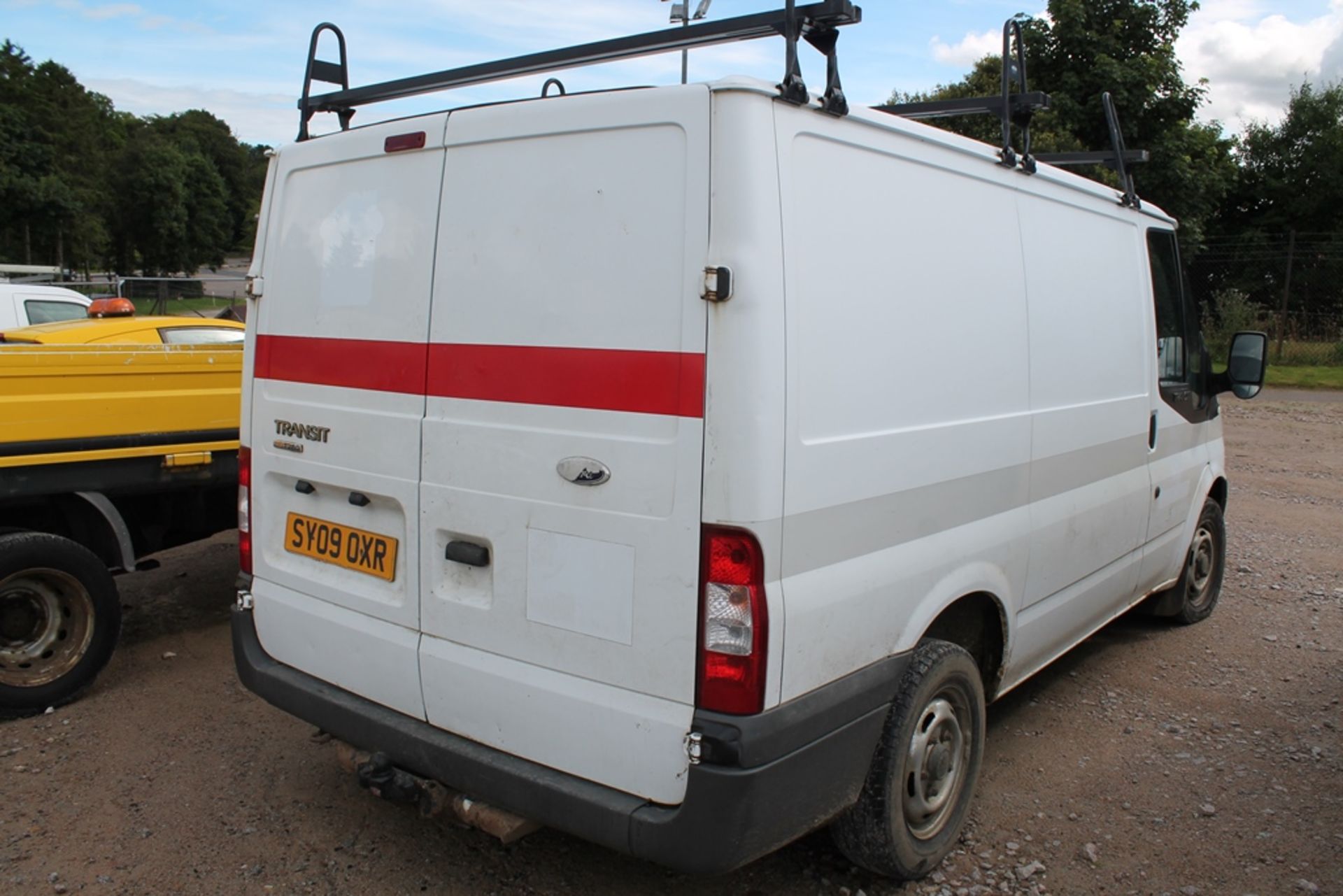 Ford Transit 110 T280s Fwd - 2198cc 2 Door Van - Image 3 of 4