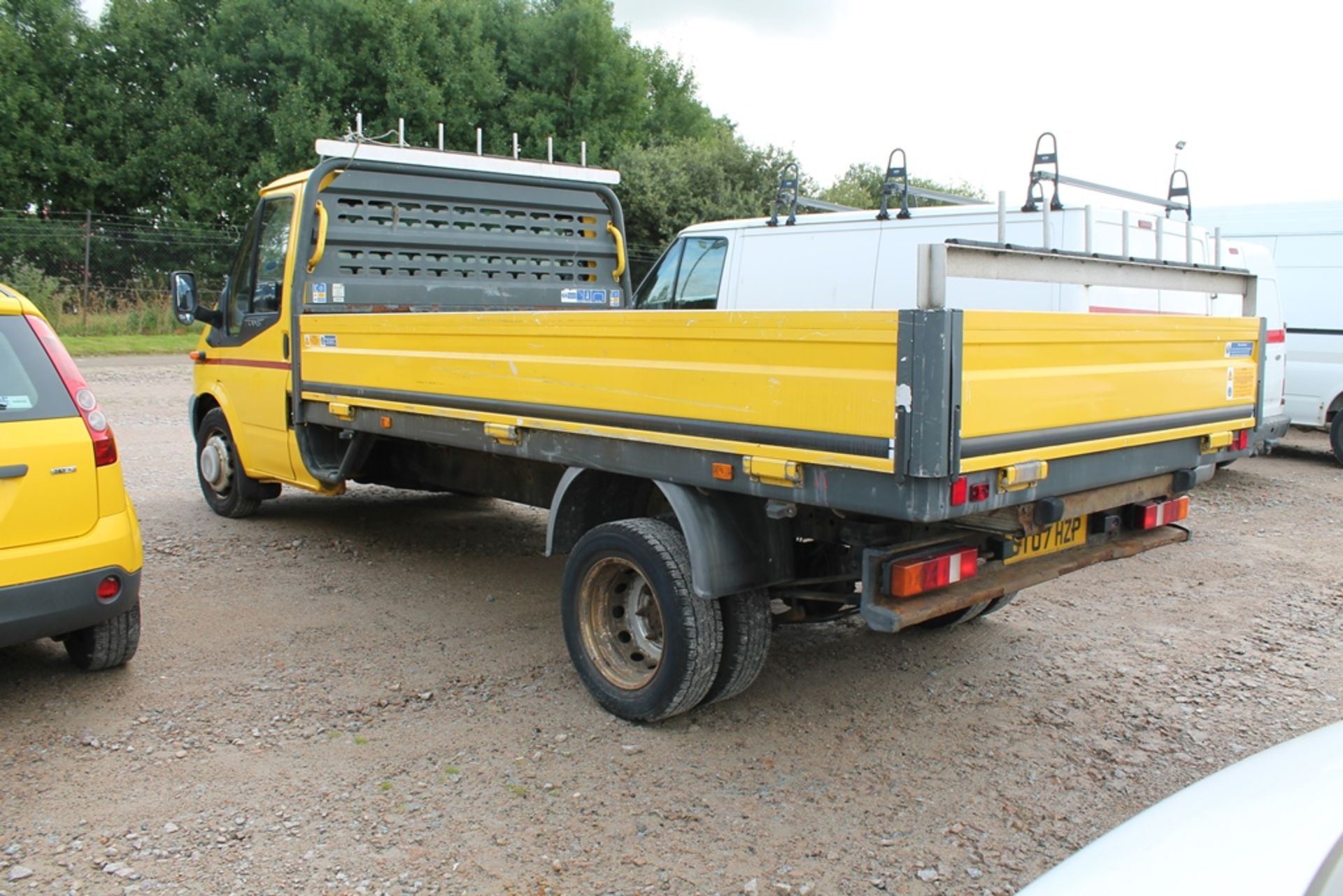 Ford Transit 100 T350l Rwd - 2402cc Van - Image 2 of 4