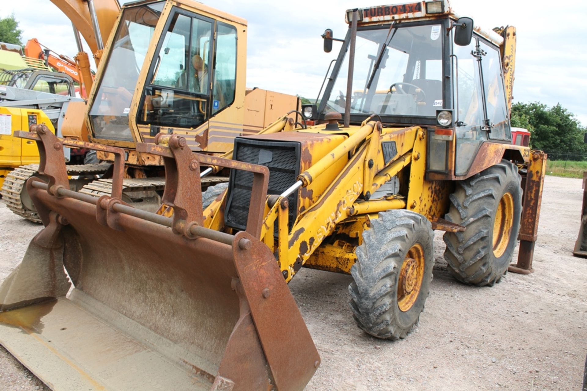 Jcb Digger 3CX 2 Door Tractor