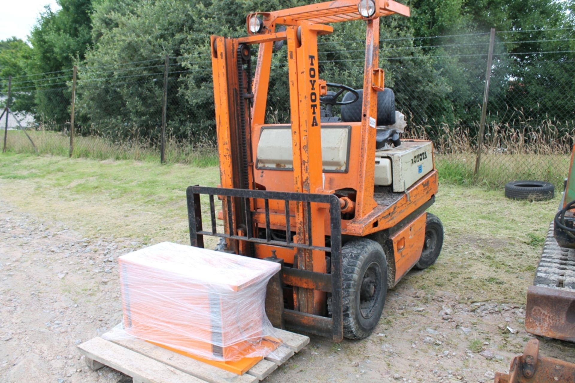 TOYOTA FORKLIFT, 3FB 20, , NO VAT, 5% + Vat Buyers Premium Applies