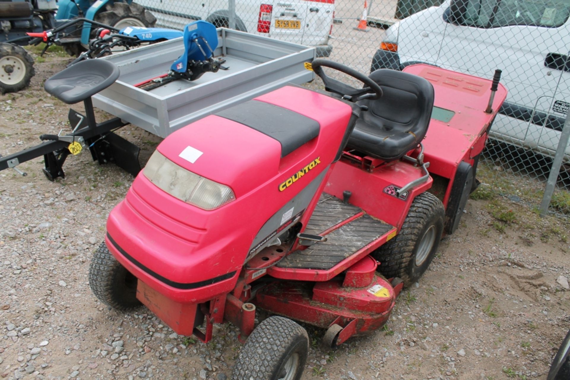 COUNTAX RIDE ON MOWER KEY IN P/CABIN - Image 2 of 2