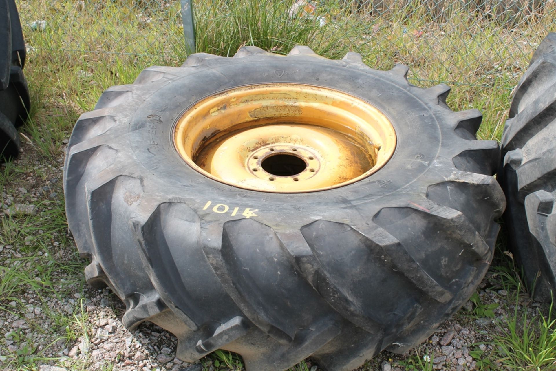 12 X 26 WHEEL & TYRE