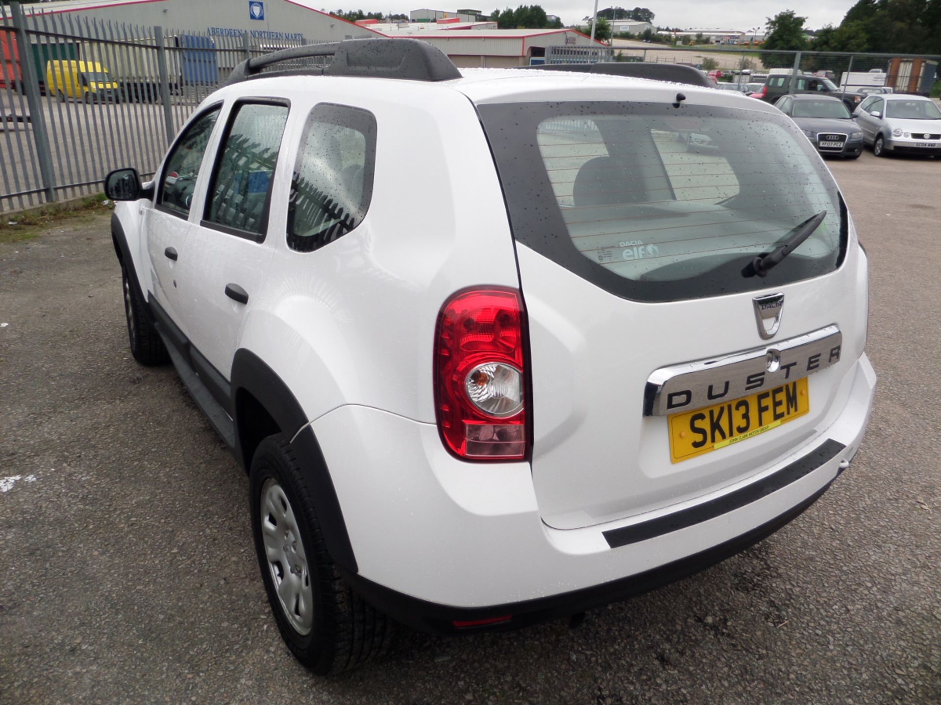 Dacia Duster Ambiance Dci 4x2 - 1461cc 5 Door - Image 3 of 9
