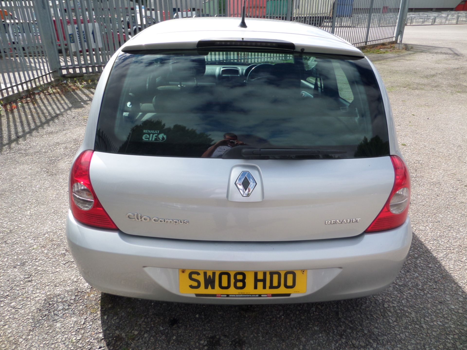 Renault Clio Campus Sport 16v - 1149cc 3 Door - Image 4 of 7