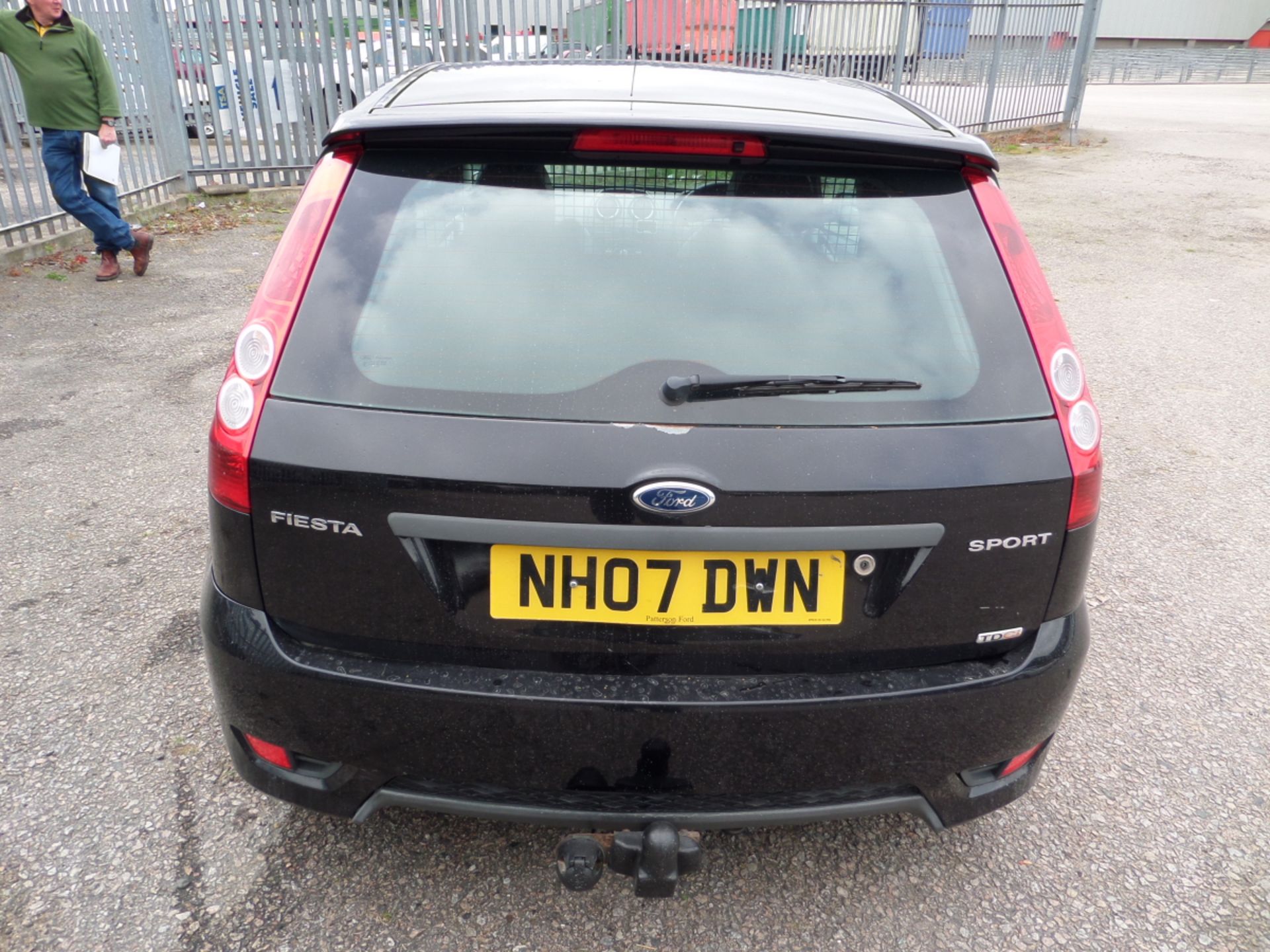 Ford Fiesta Sport Tdci - 1560cc 2 Door Van - Image 4 of 7