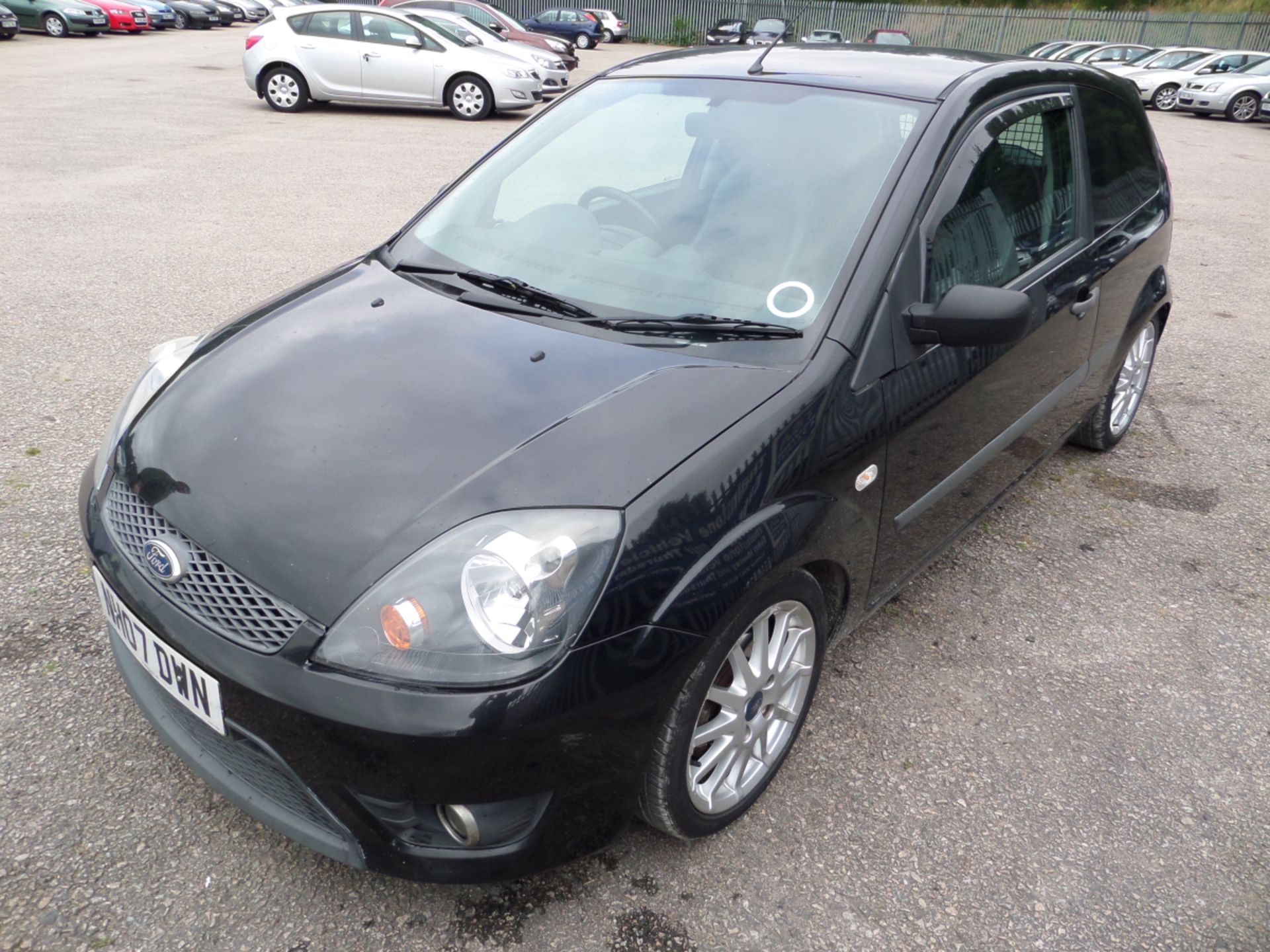 Ford Fiesta Sport Tdci - 1560cc 2 Door Van - Image 2 of 7